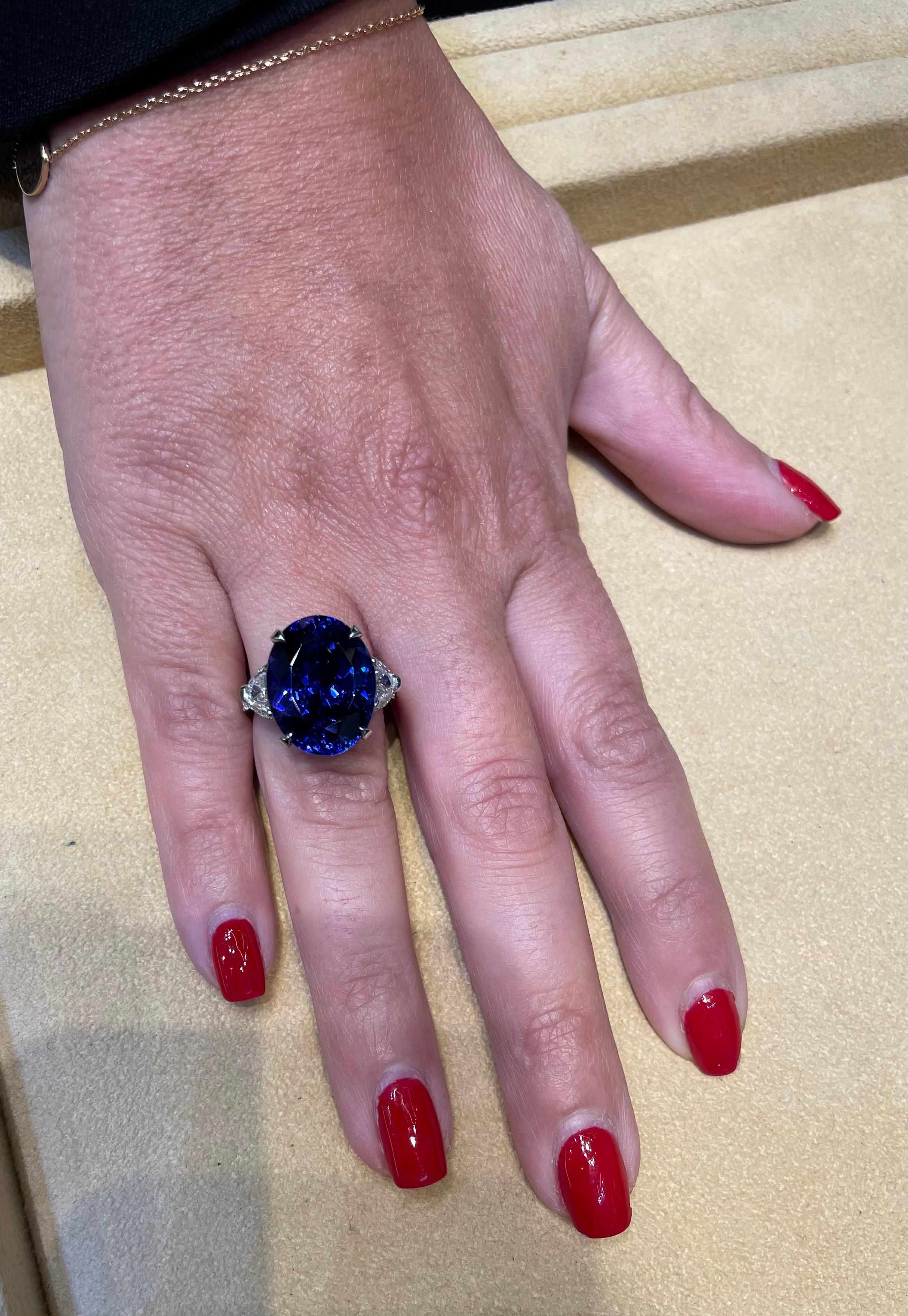 Tanzanite and Diamond Ring For Sale 5