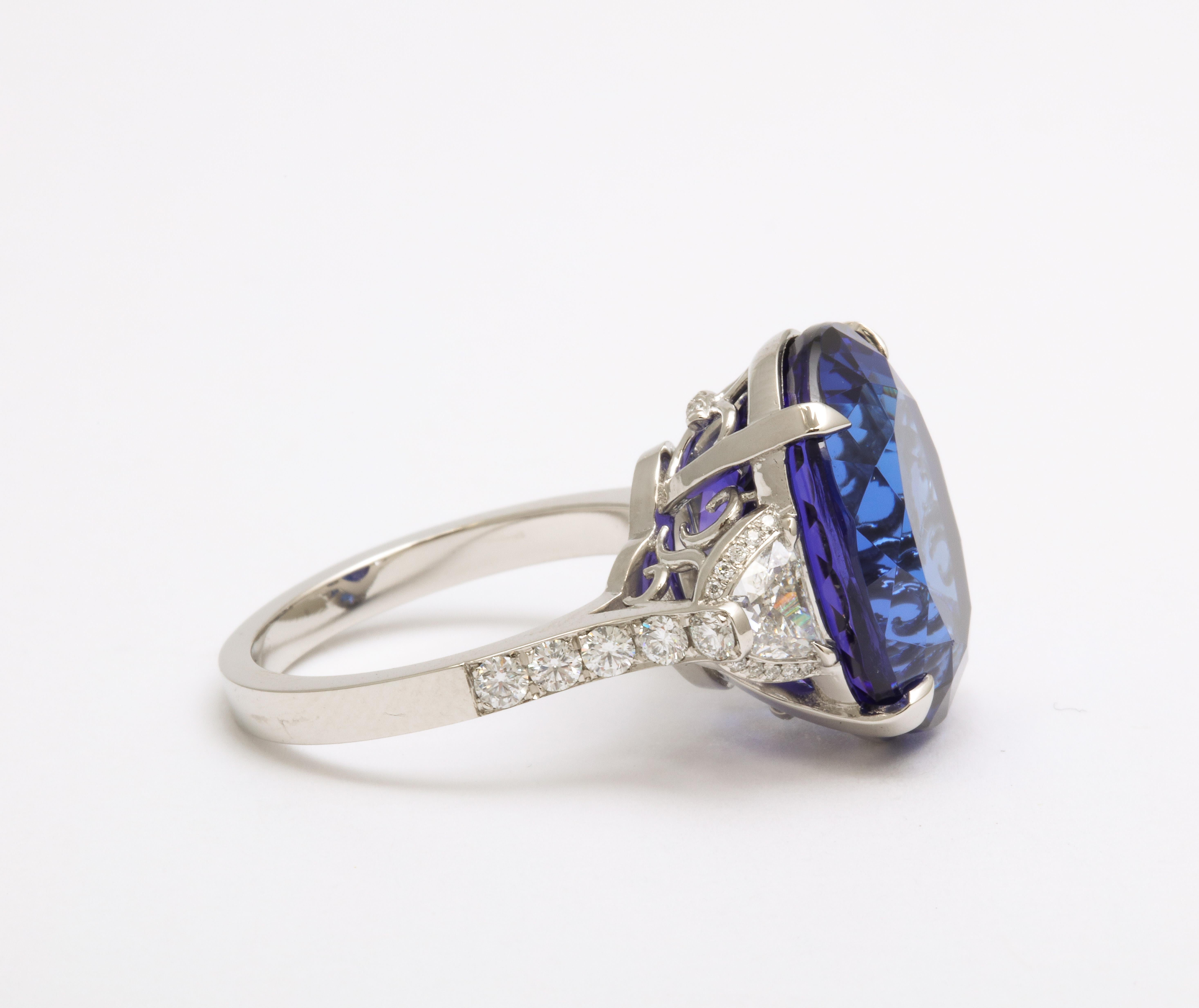 Women's or Men's Tanzanite and Diamond Ring For Sale