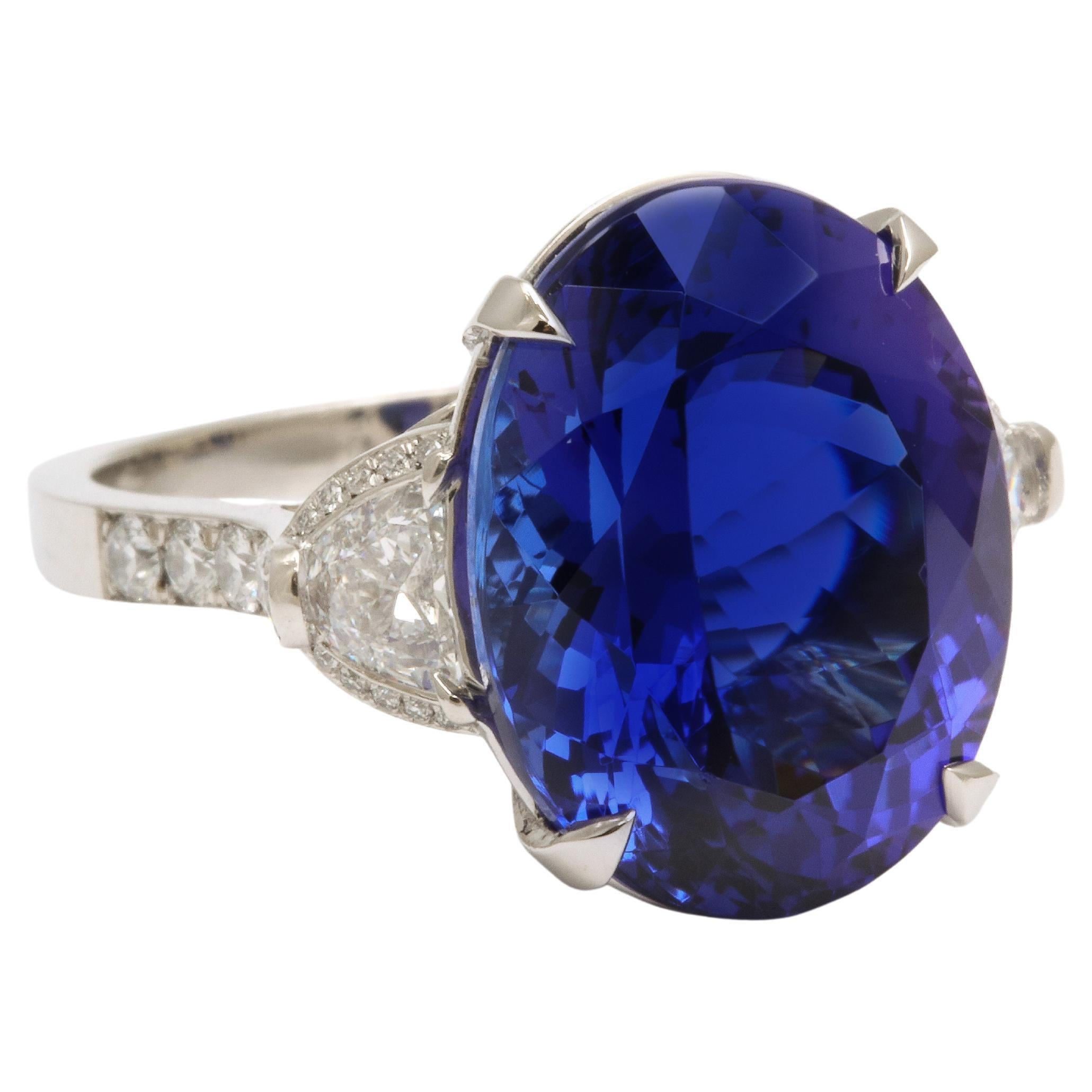 Tanzanite and Diamond Ring For Sale