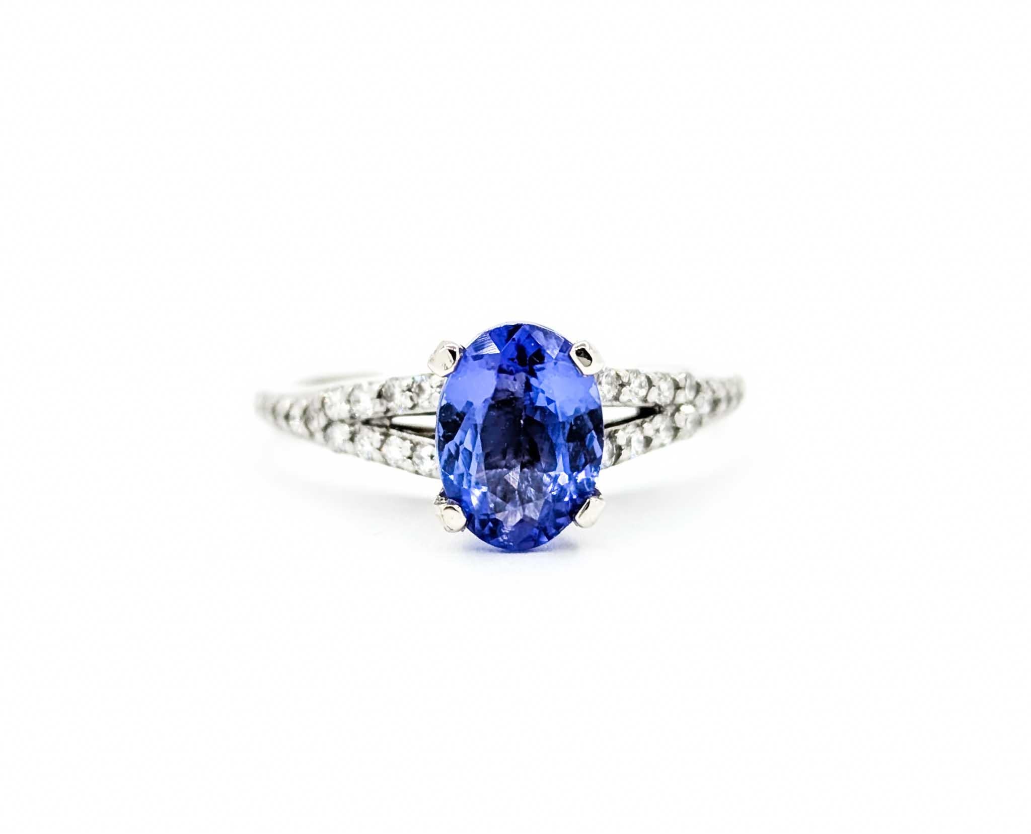 Tanzanite and Diamond Ring in 14k White Gold For Sale 1
