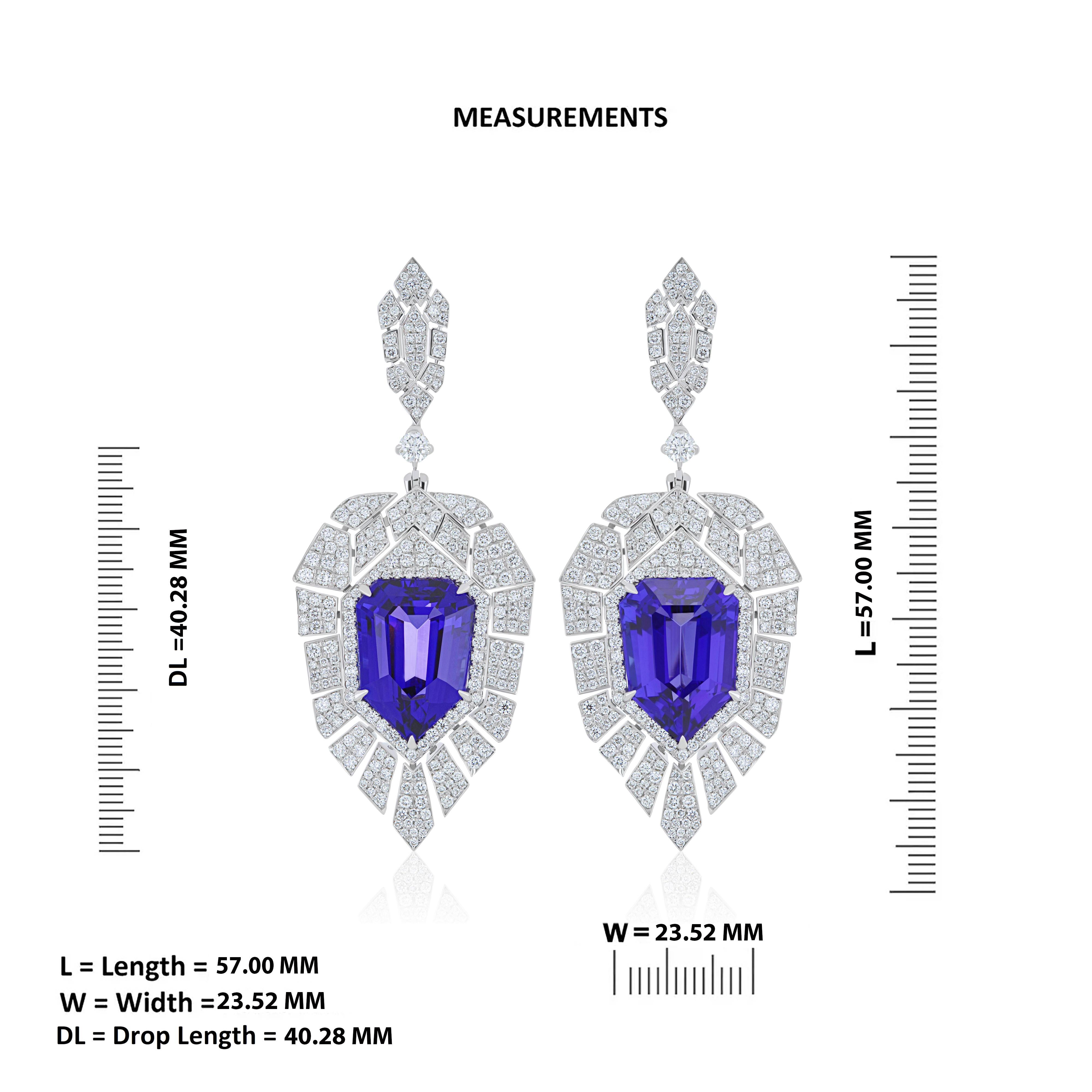Tanzanite and Diamond Studded Earrings in 18K white gold In New Condition For Sale In JAIPUR, IN