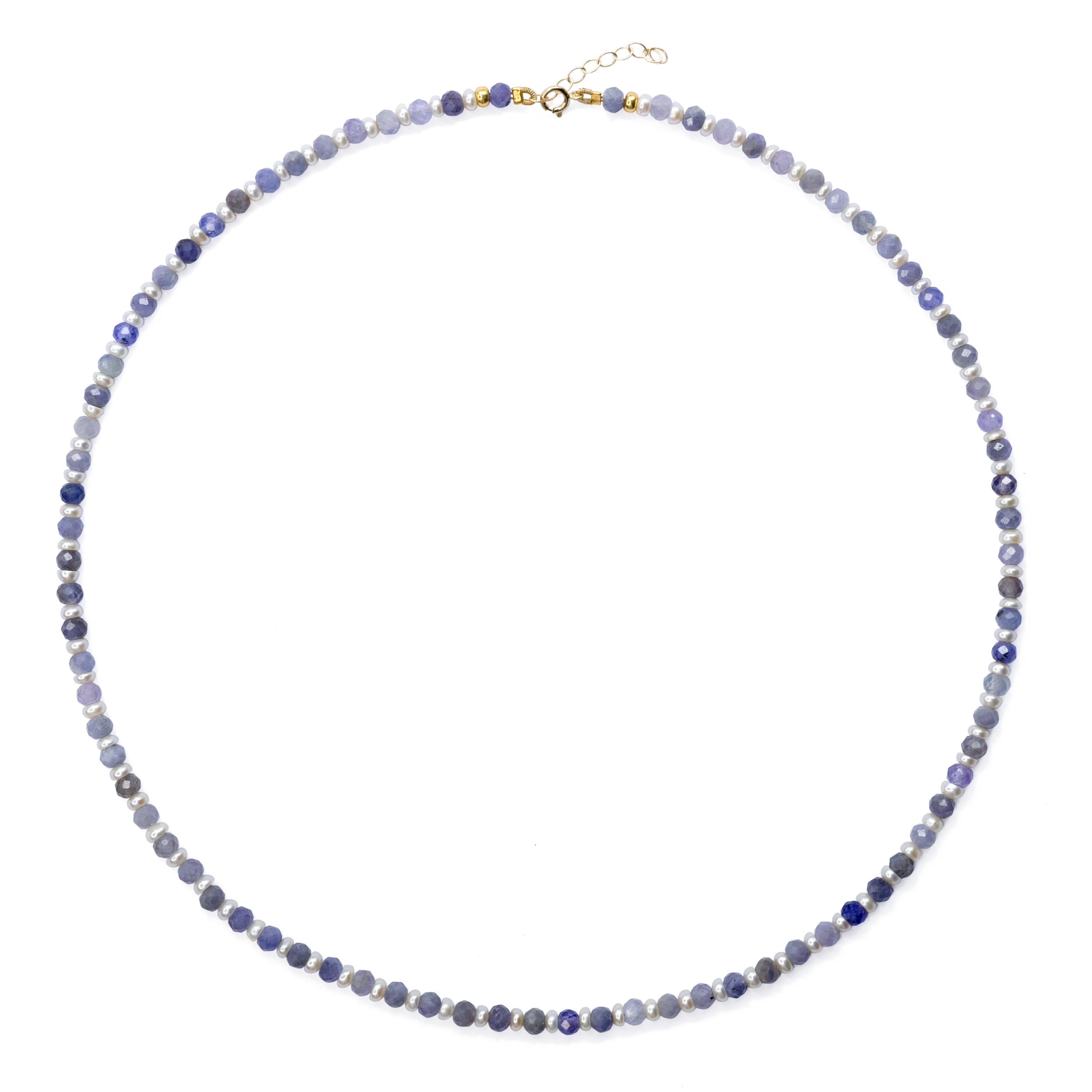 Donna Collana di tanzanite e mini perle in oro 14K - da Bombyx House in vendita
