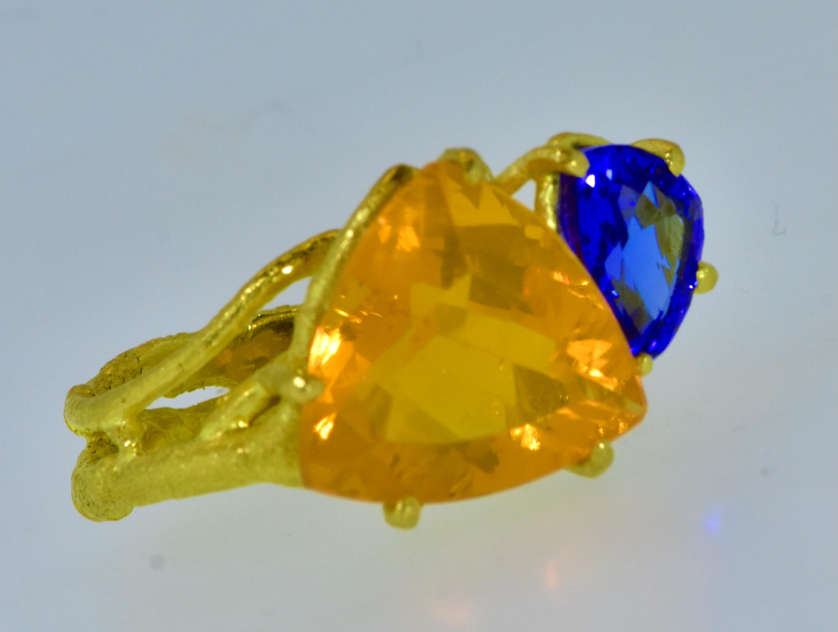 Moderniste Bague Sam Shaw en or jaune 18 carats, tanzanite et opale en vente
