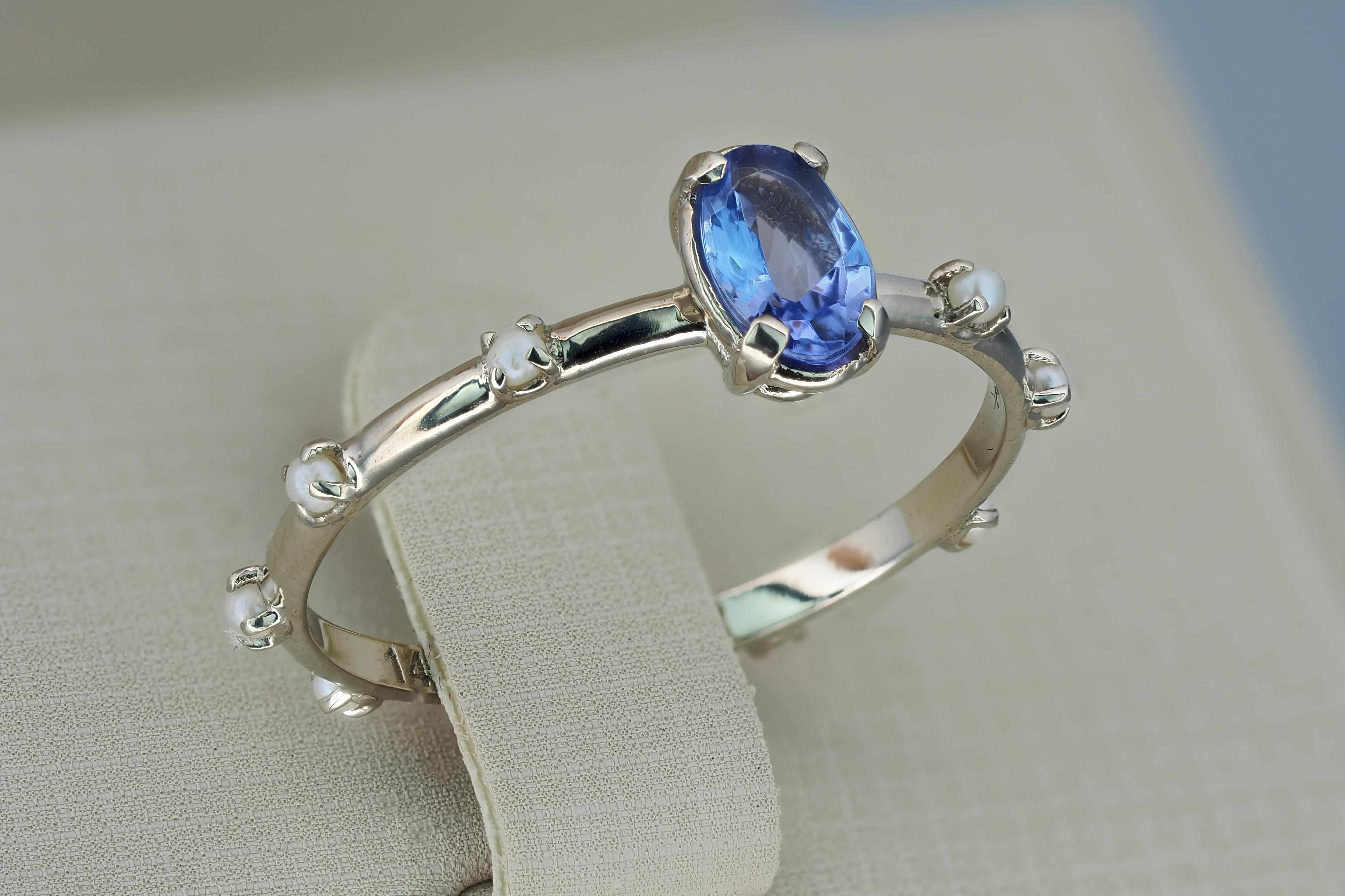 For Sale:  Tanzanite and pearls 14k gold ring. Real tanzanite gold ring.  3