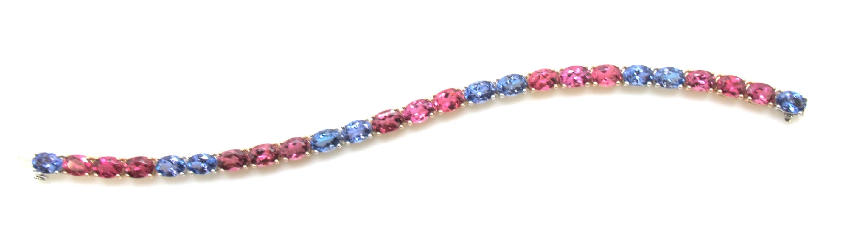 Bracelet tennis en tanzanite et tourmaline rose en or blanc et rose en vente 2