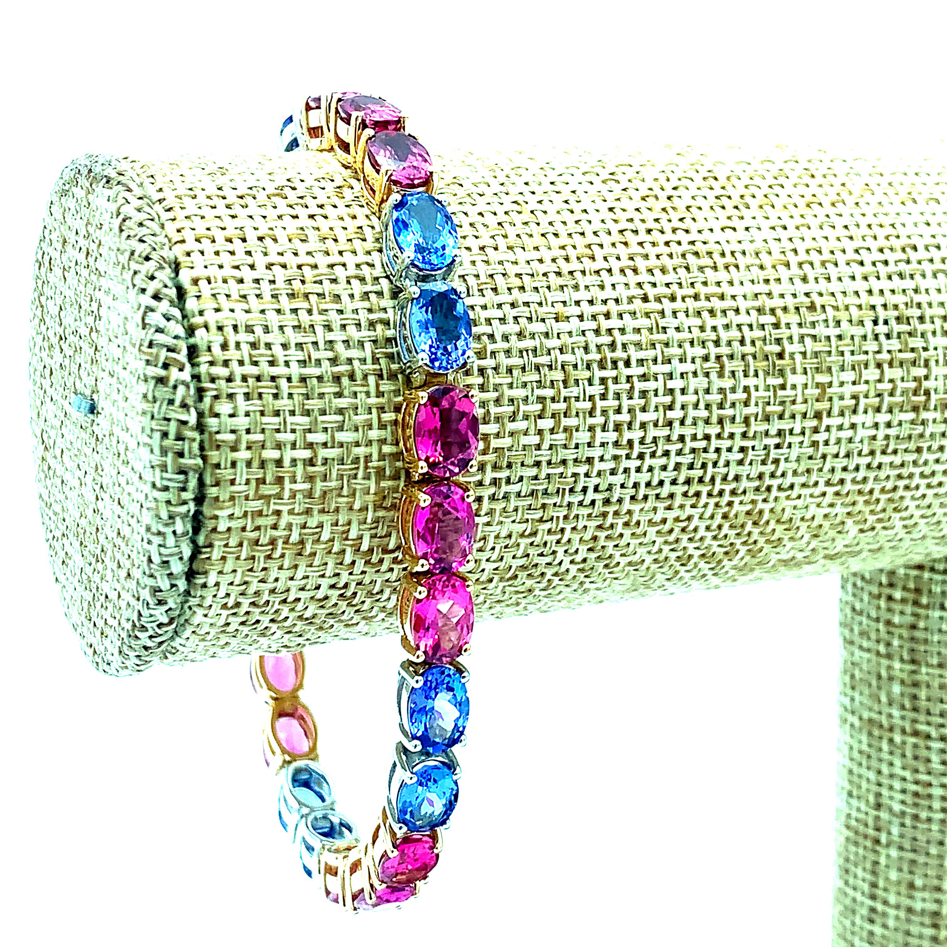 Bracelet tennis en tanzanite et tourmaline rose en or blanc et rose en vente 3