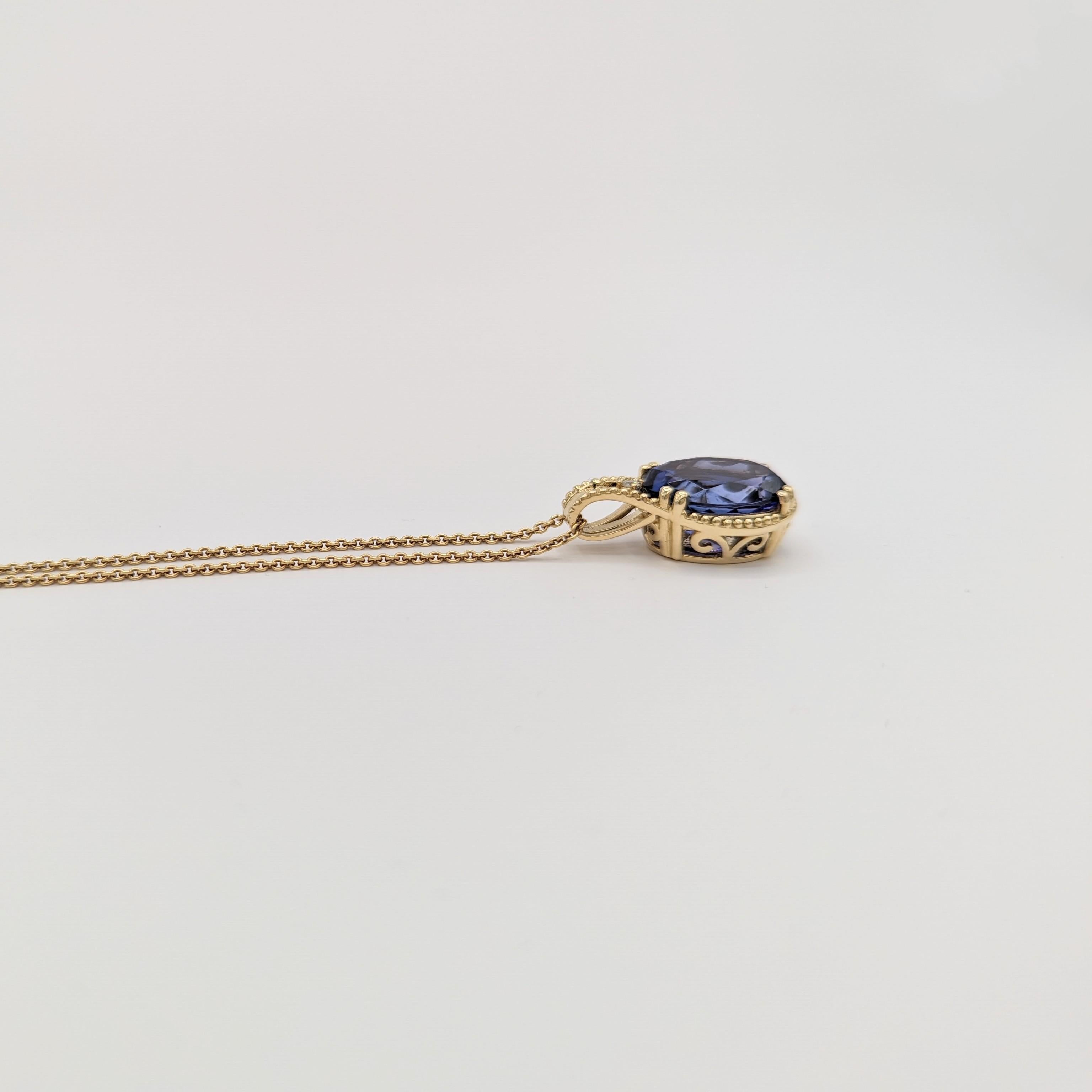 Women's or Men's Tanzanite and White Diamond Pendant Necklace in 14K Yellow Gold For Sale