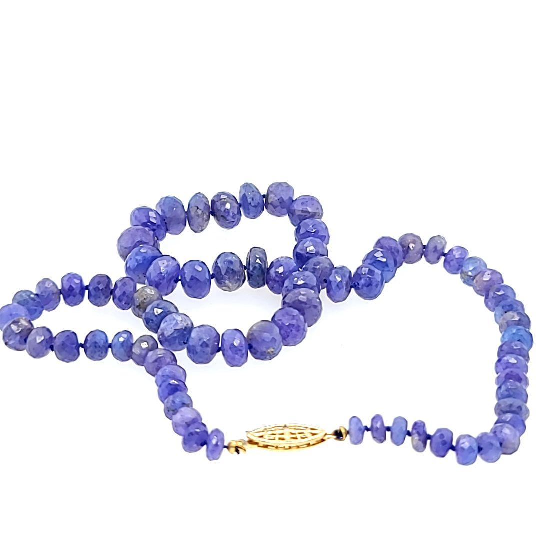 Tanzanite Bead Necklace with Graduated Design For Sale 1