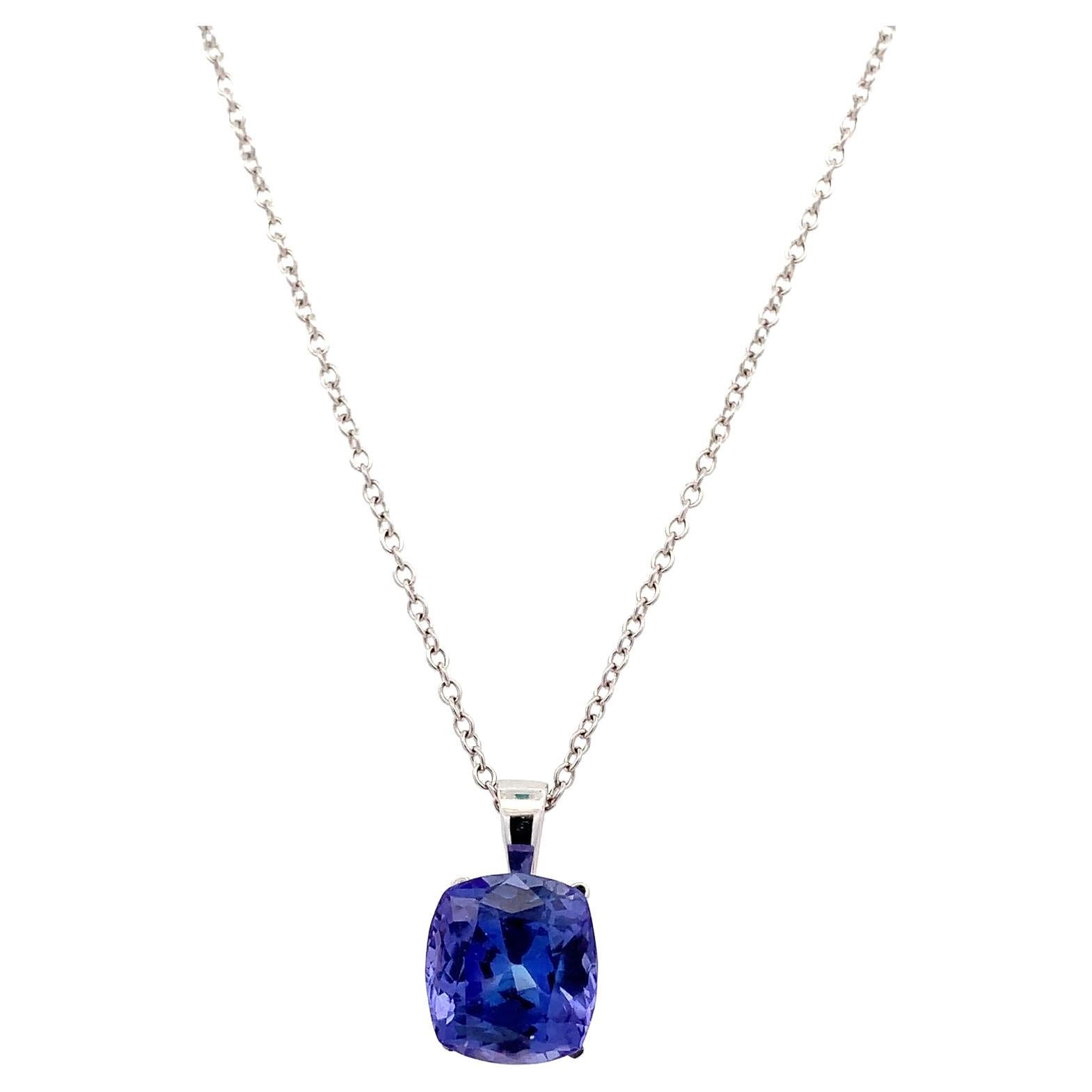 Tanzanite blue cushion cut pendant necklace 18k white gold