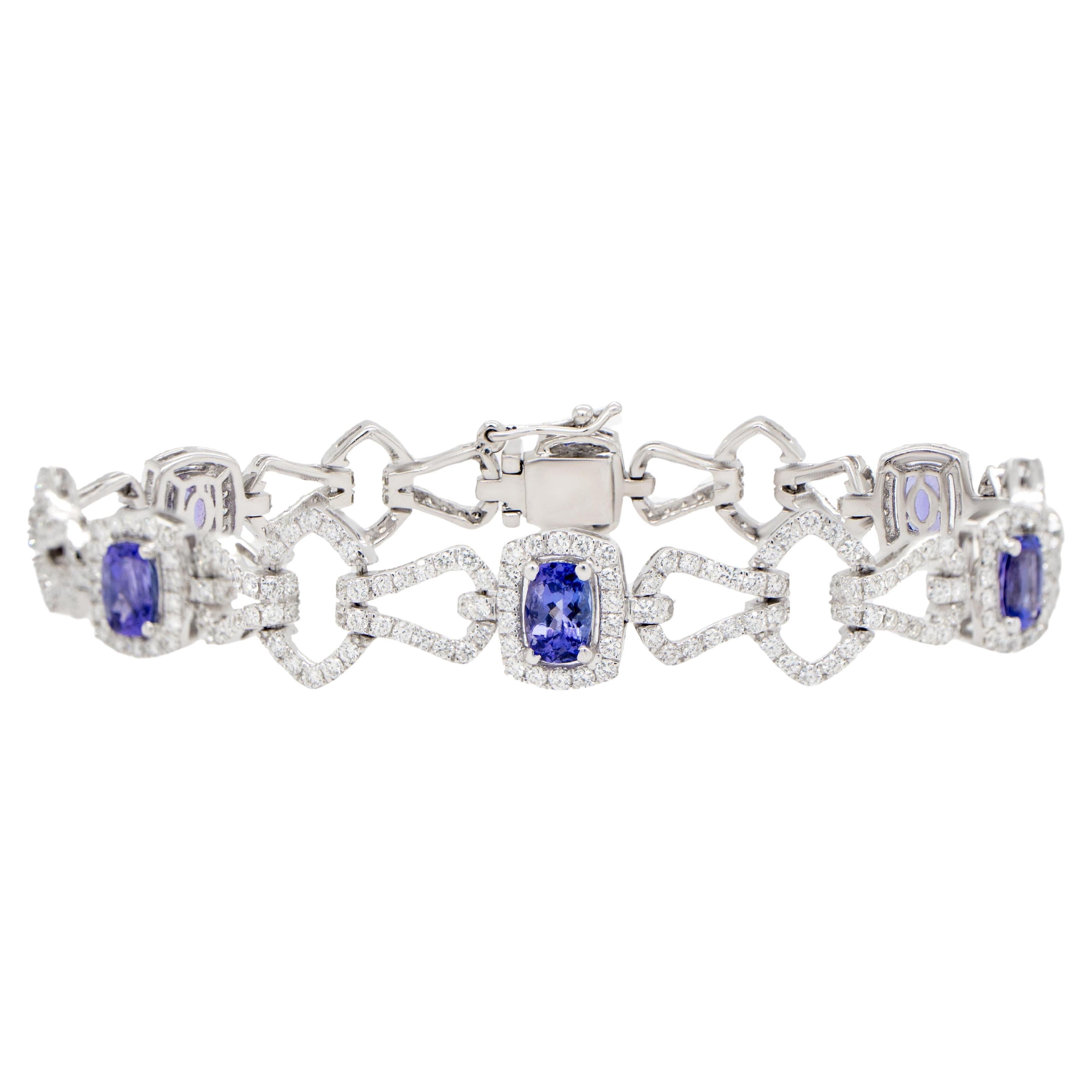 Tanzanite Bracelet Diamond Links 7 Carats 18K Gold For Sale