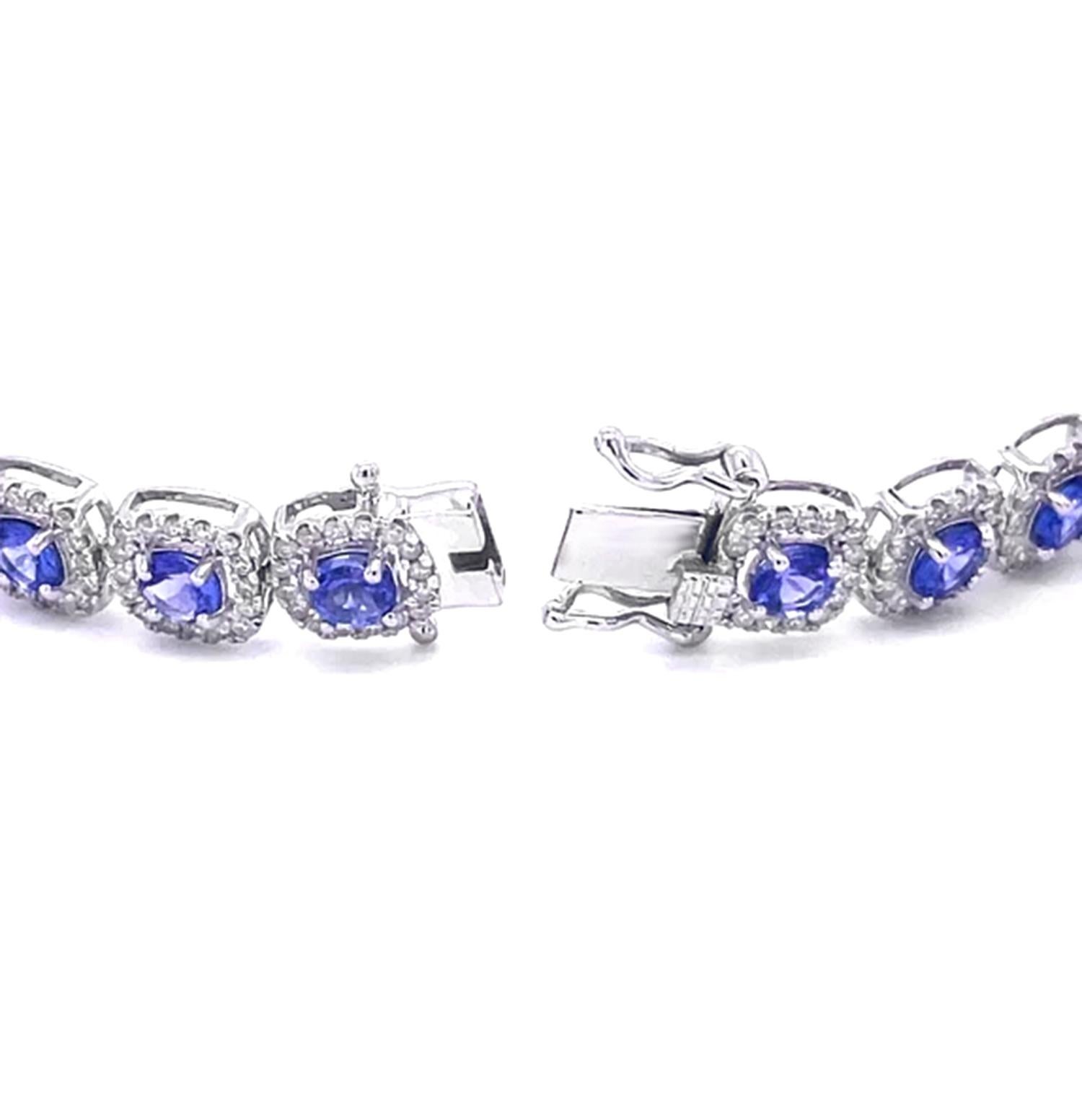 Mixed Cut Tanzanite Bracelet With Diamonds 8.40 Carats 14K White Gold For Sale