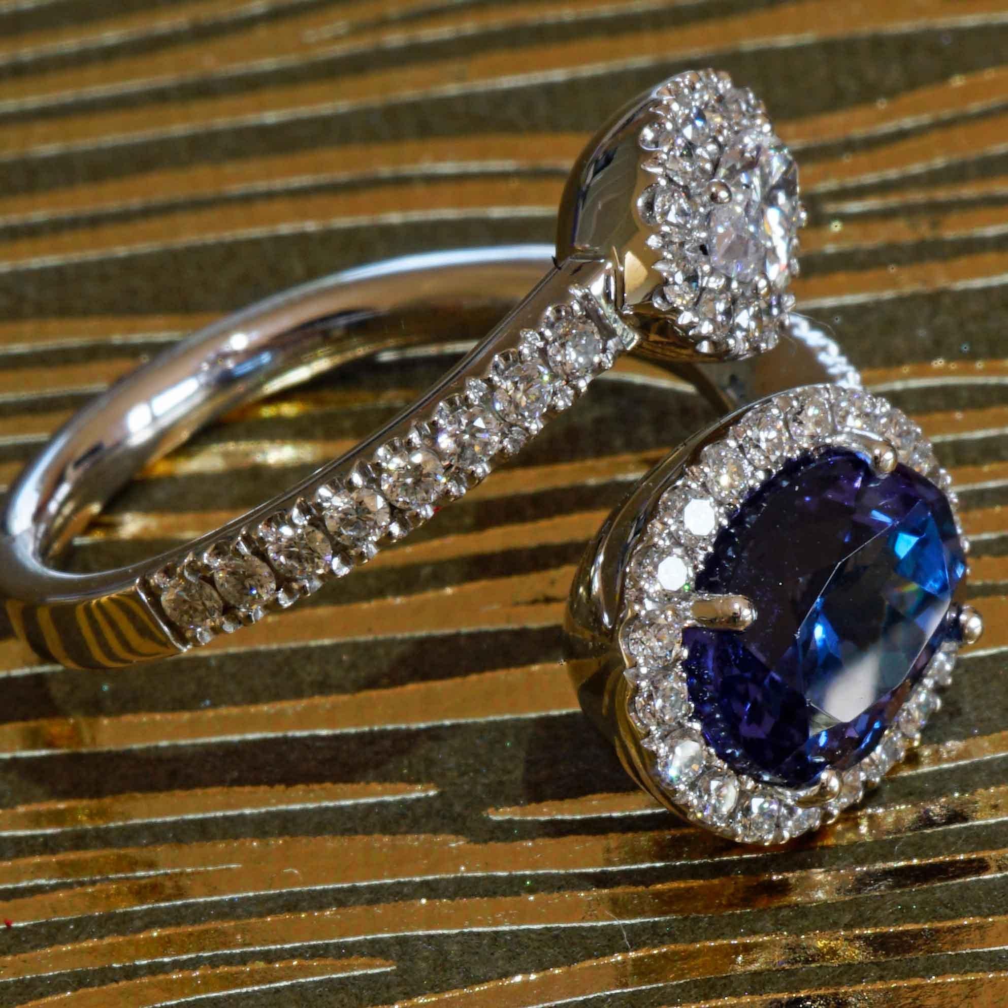 Tansanit Brillant Ring Zwilling Design 3,3 ct 1,06 ct Navette TW VS fantastisch aussehen im Zustand „Neu“ im Angebot in Viena, Viena
