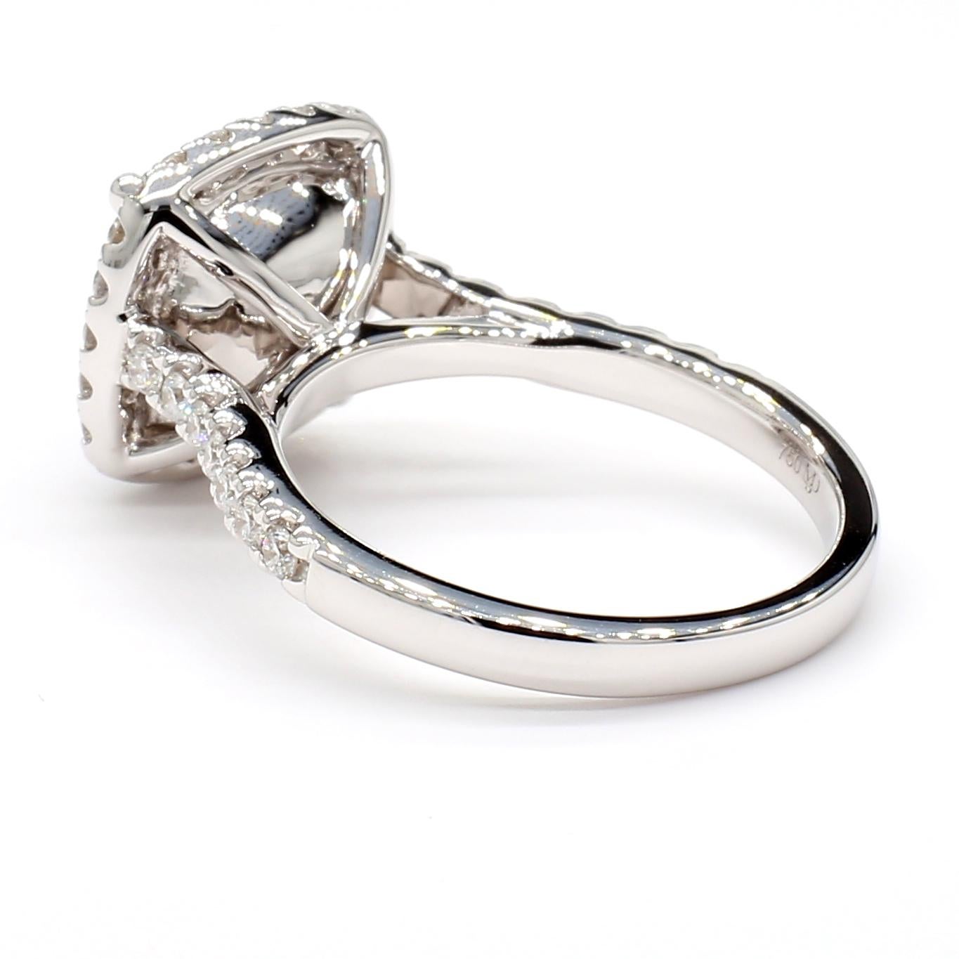 De las mujeres Anillo Cabujón de Tanzanita 3,88 Quilates Oro Blanco 18K con Halo *Diamantes Naturales* en venta