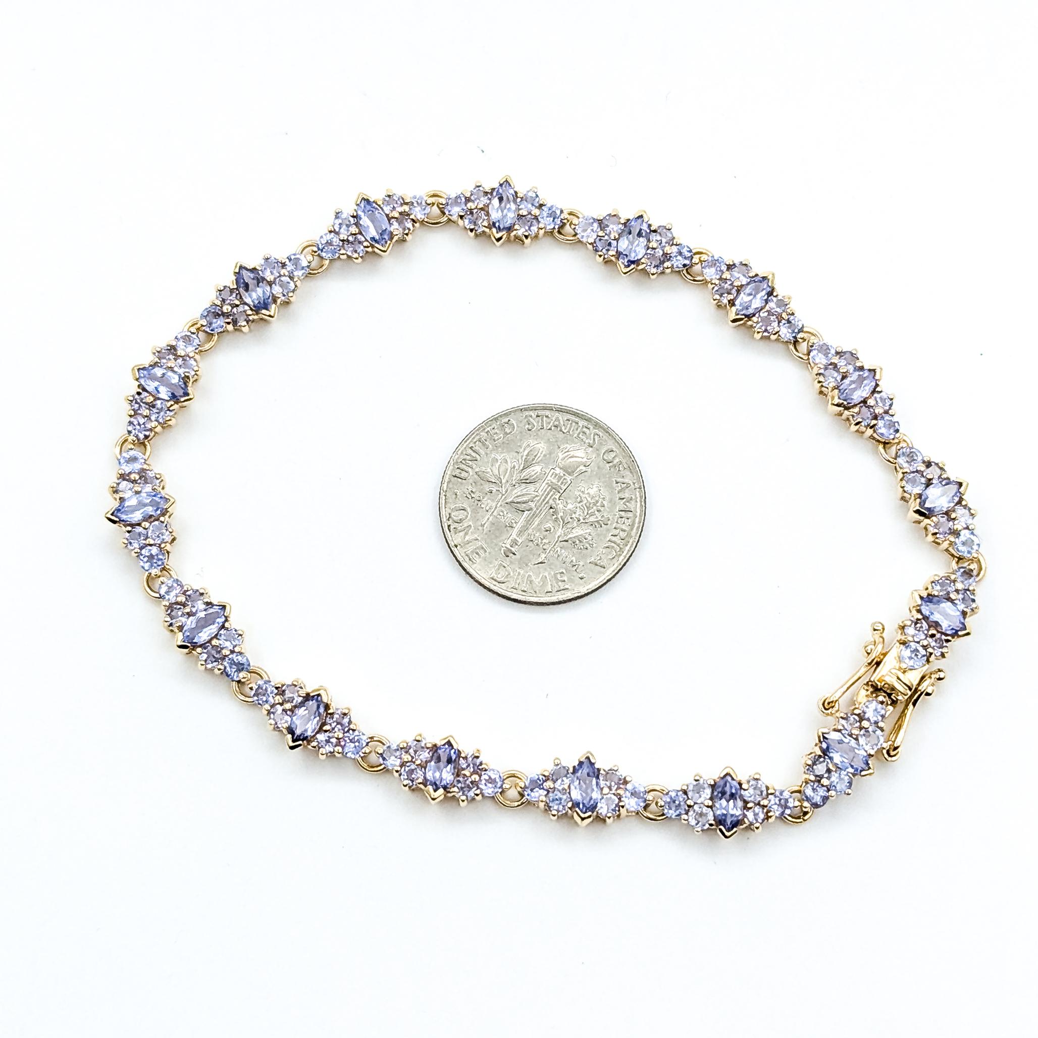 Tansanit-Cluster-Armband aus 14k Gelbgold im Angebot 3