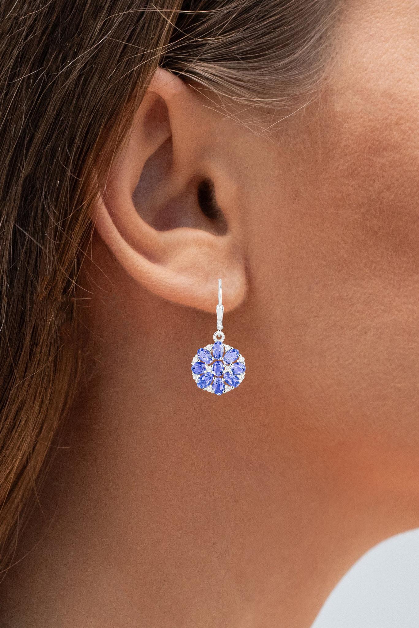 Contemporary Tanzanite Cluster Dangle Earrings White Topaz 2.9 Carats For Sale