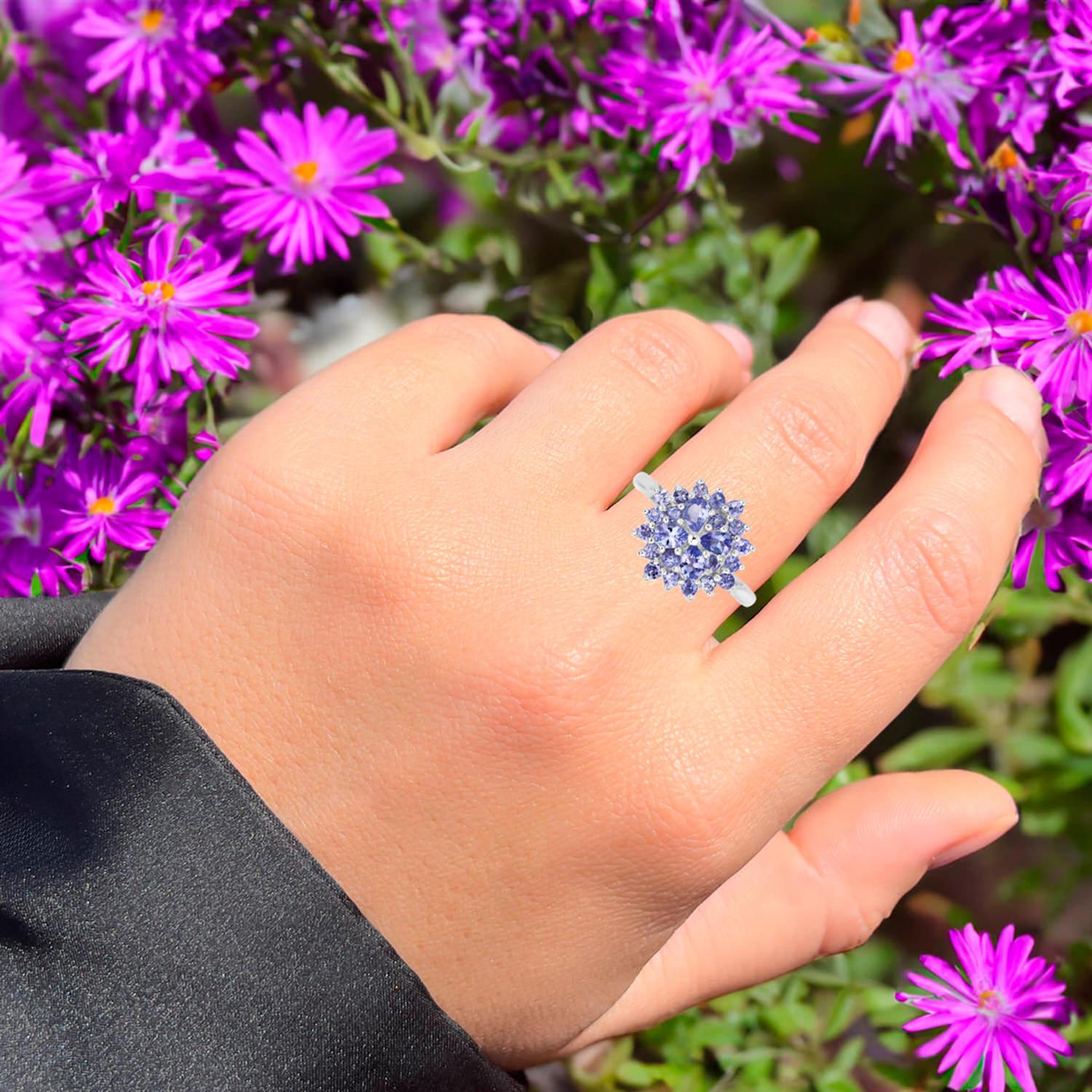 Contemporary Tanzanite Cluster Ring 1.15 Carats Sterling Silver For Sale