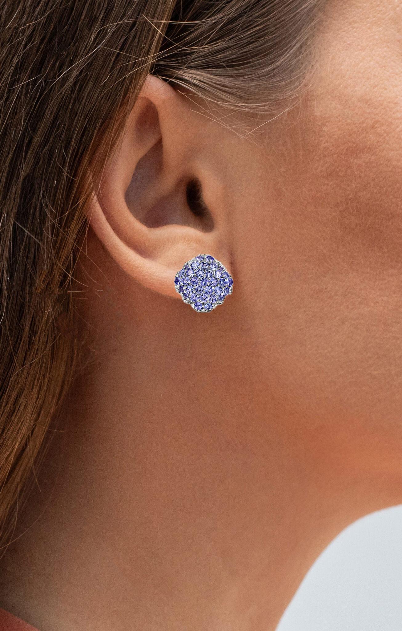 Contemporary Tanzanite Cluster Stud Earrings 3.12 Carats Sterling Silver For Sale
