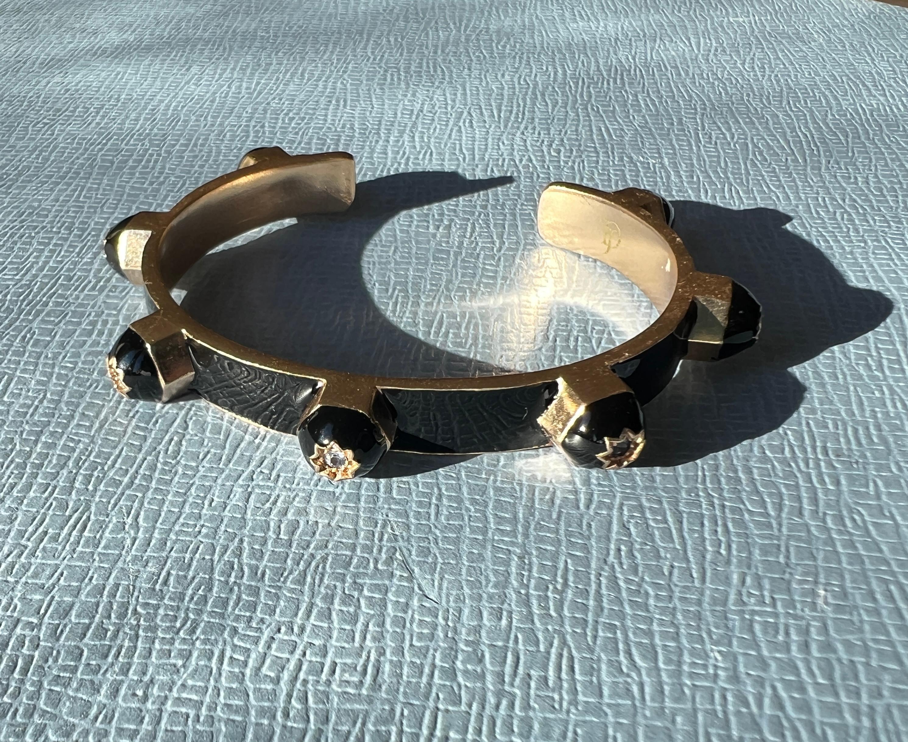 Bracelet manchette en tanzanite Étoile en émail Neuf - En vente à Los Angeles, CA