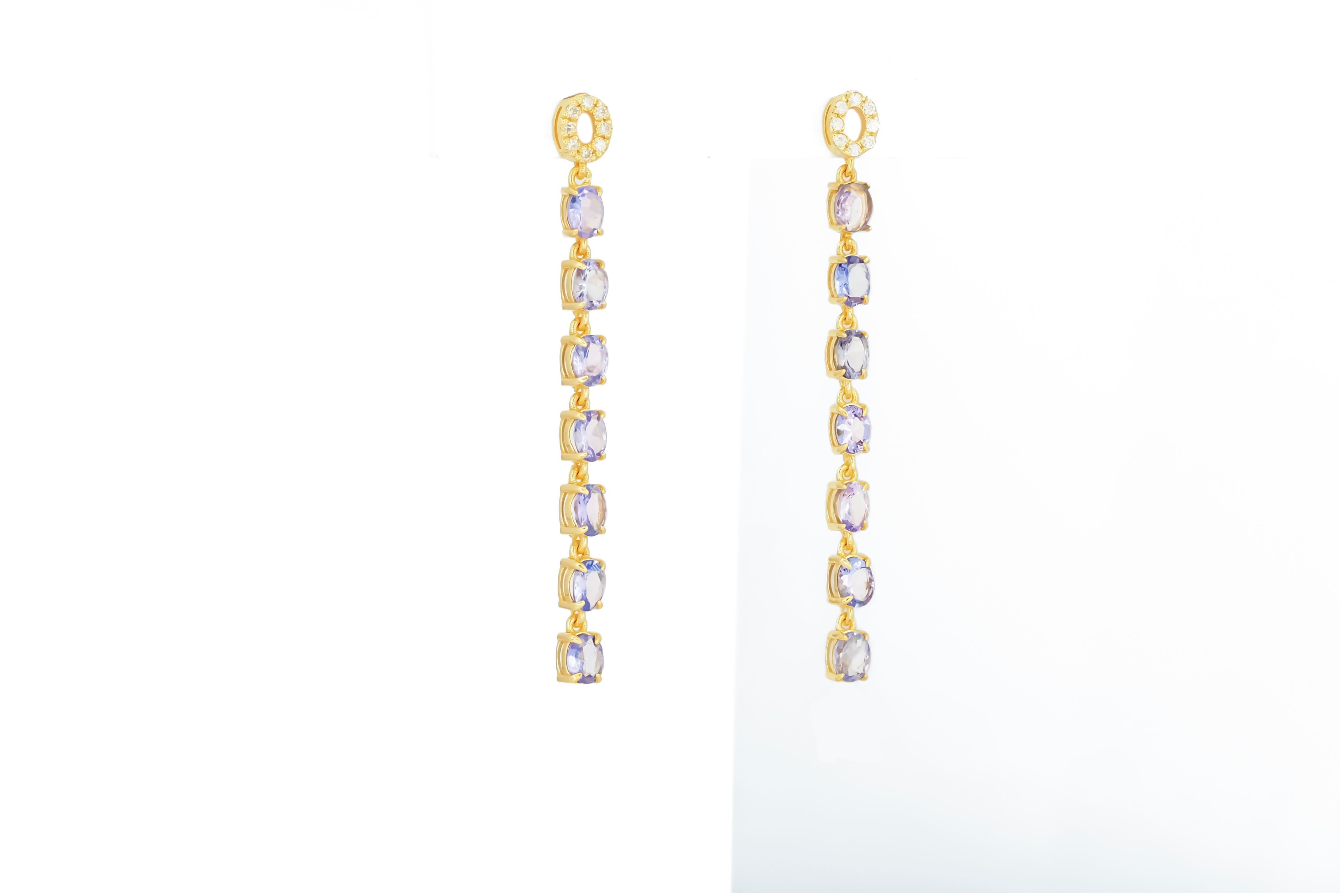 Tanzanite dangle earrings studs in 14k gold. For Sale 1