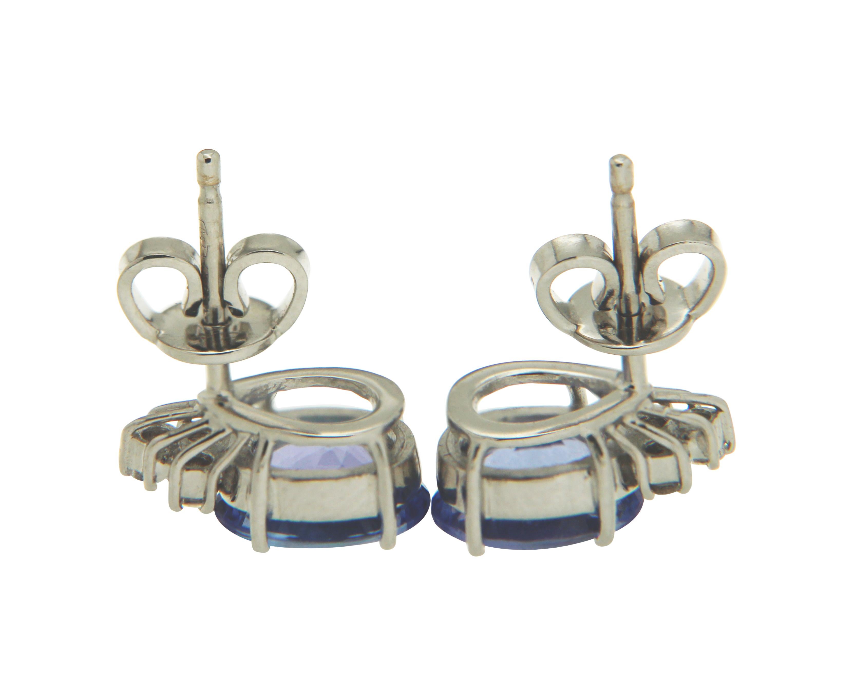 Modern Tanzanite Diamond 18 Karat White Gold Earrings For Sale