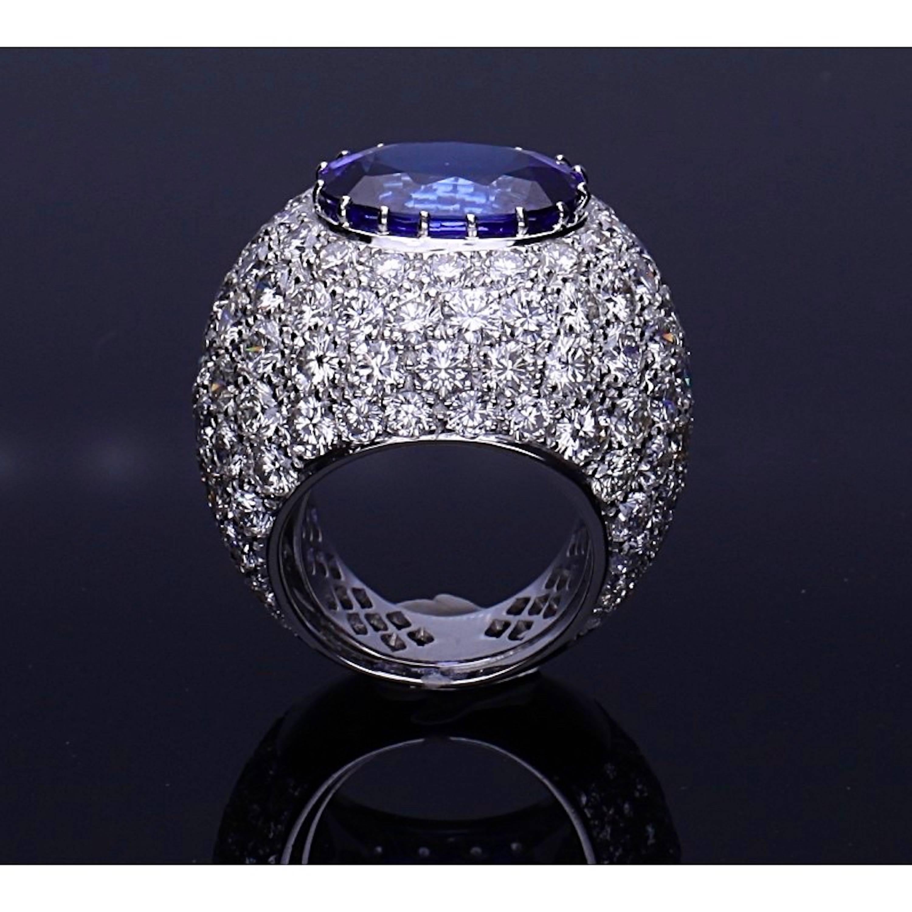 Women's or Men's Tanzanite Diamond 18 Kt. White Gold Cocktail Ring