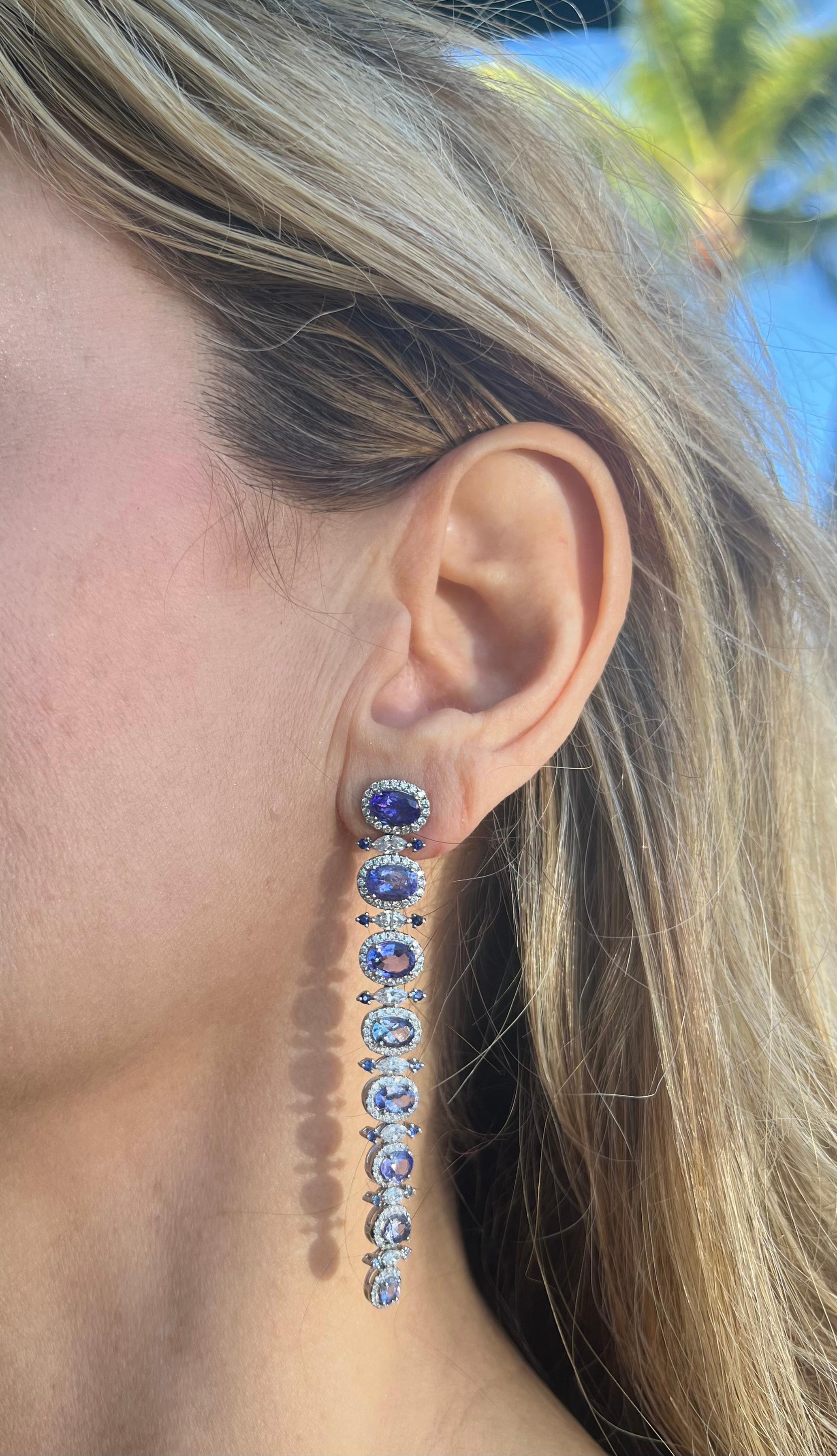 Tanzanite Diamond 18k Gold Long Dangle Earrings In Excellent Condition For Sale In Palm Beach, FL