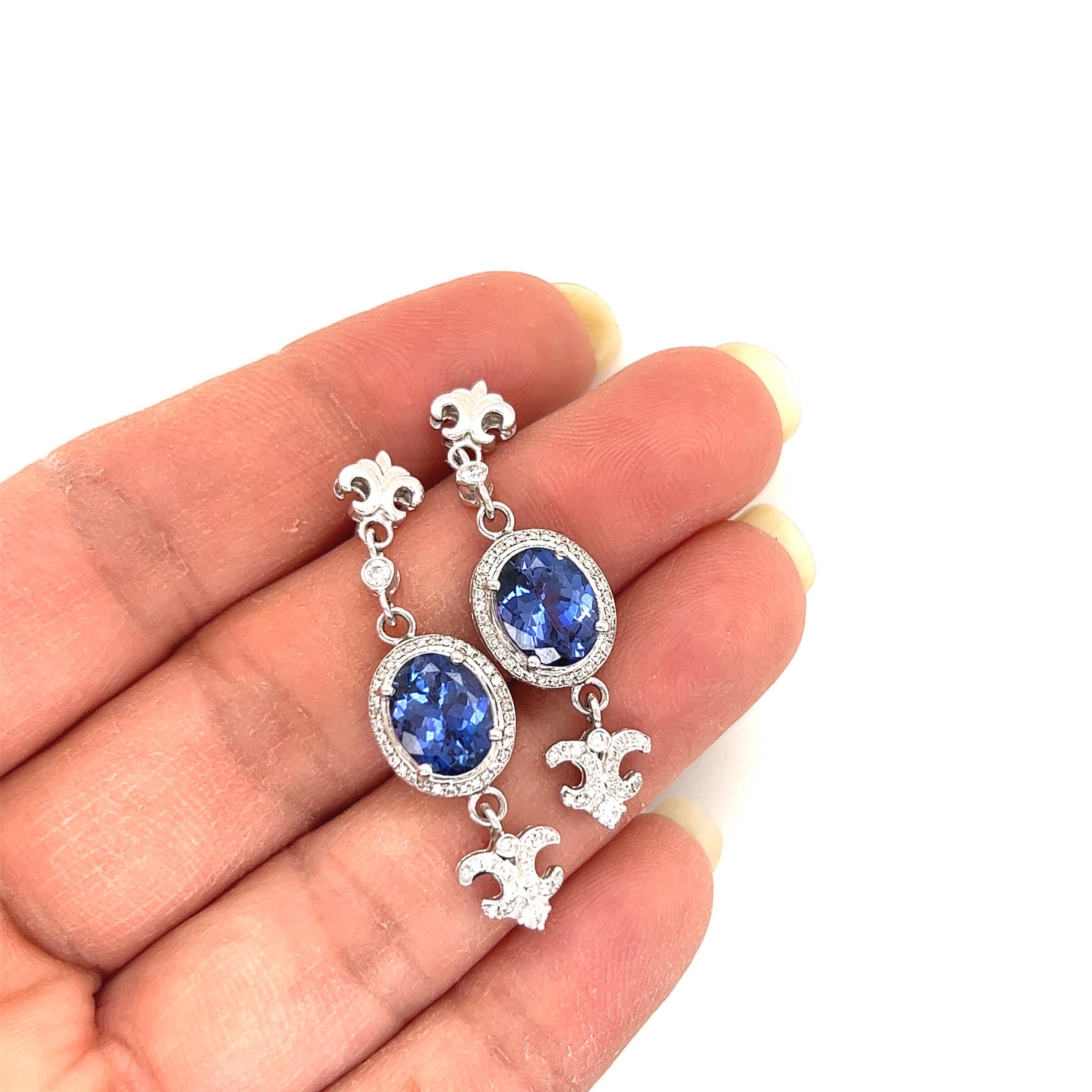 Tanzanite Diamond Dangling Earrings In New Condition For Sale In Richmond, BC