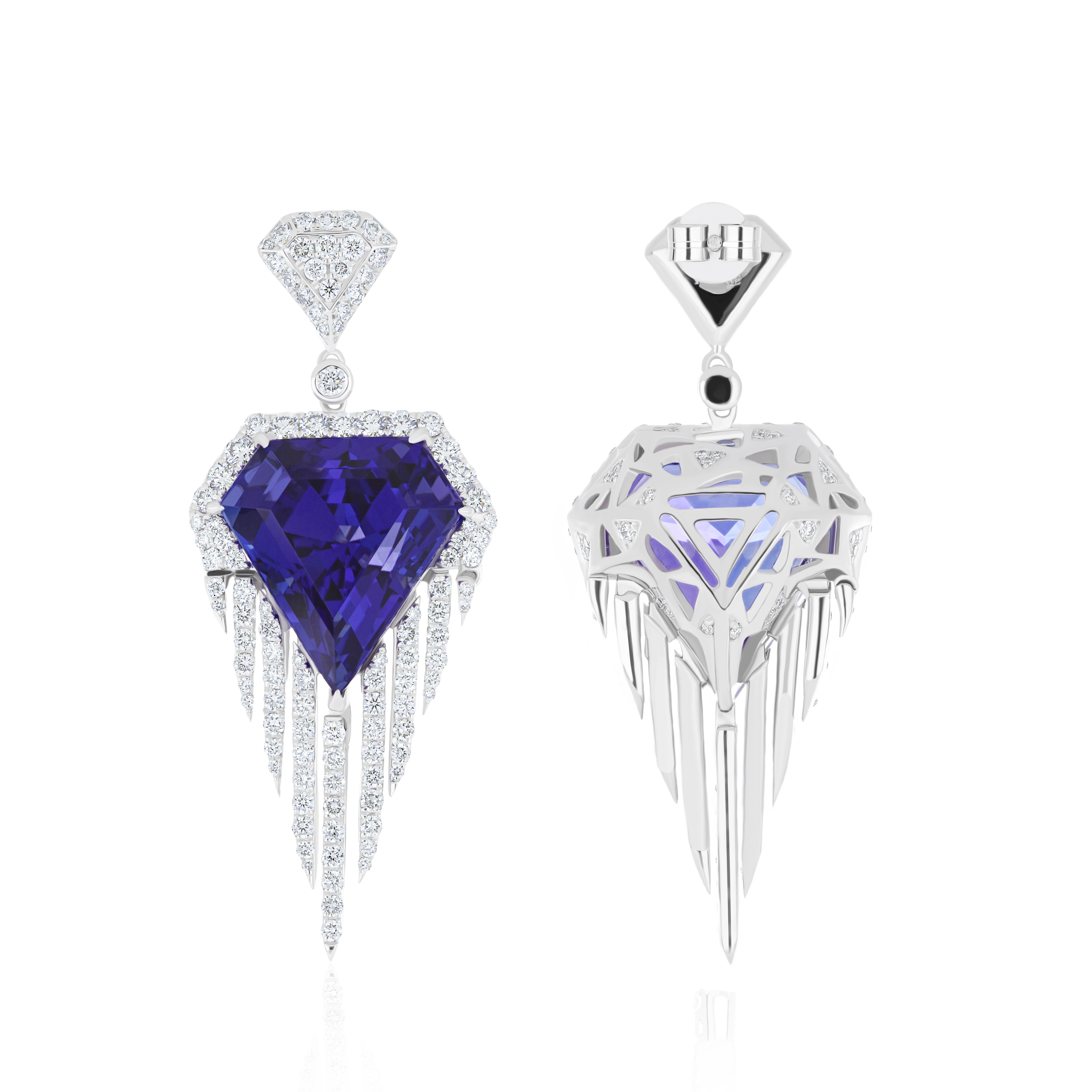Mixed Cut Tanzanite & Diamond Earring in 18karat White Gold Hand-craft Earring for Gift For Sale