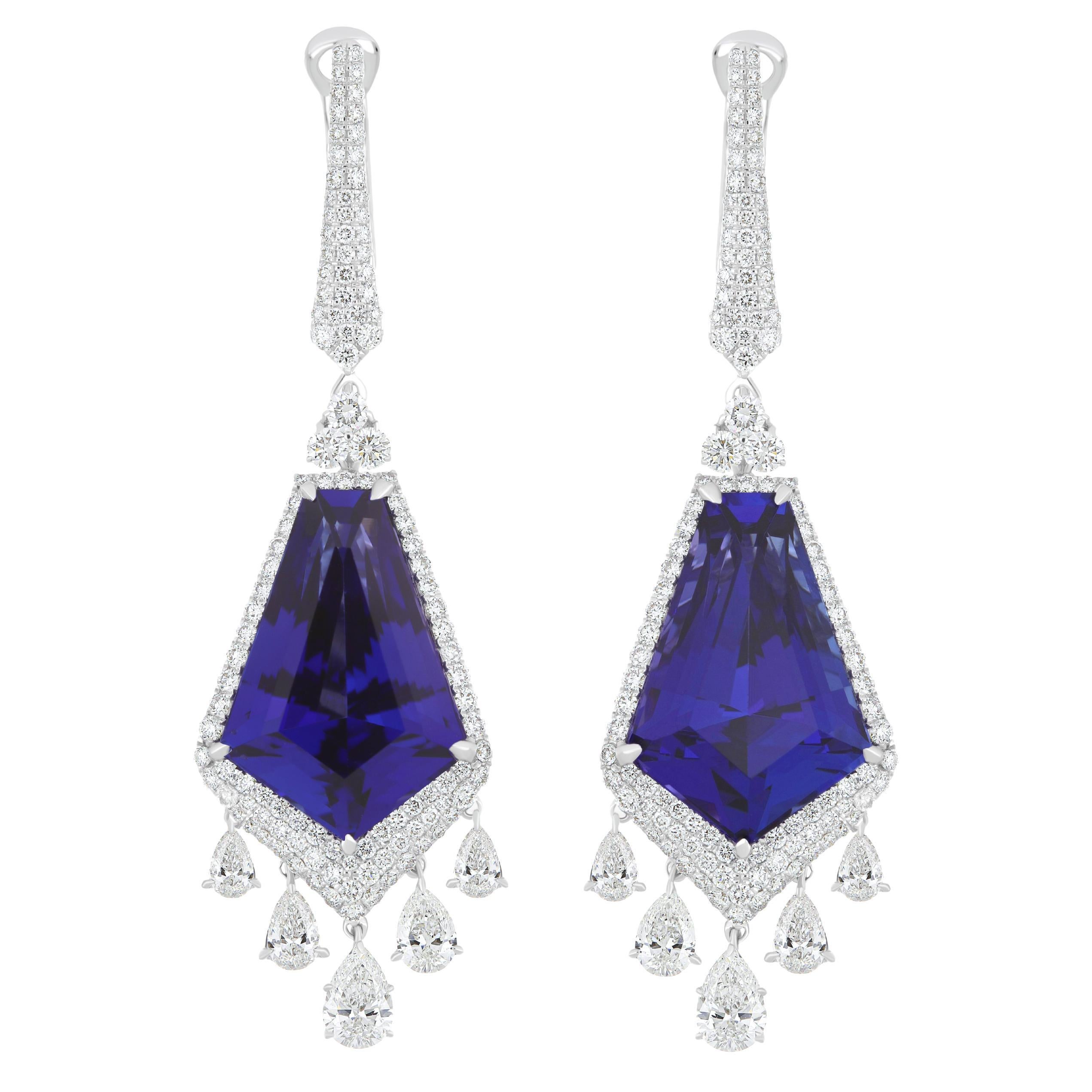Tanzanite & Diamond Earring in 18karat White Gold Hand-craft Earring for Party  For Sale