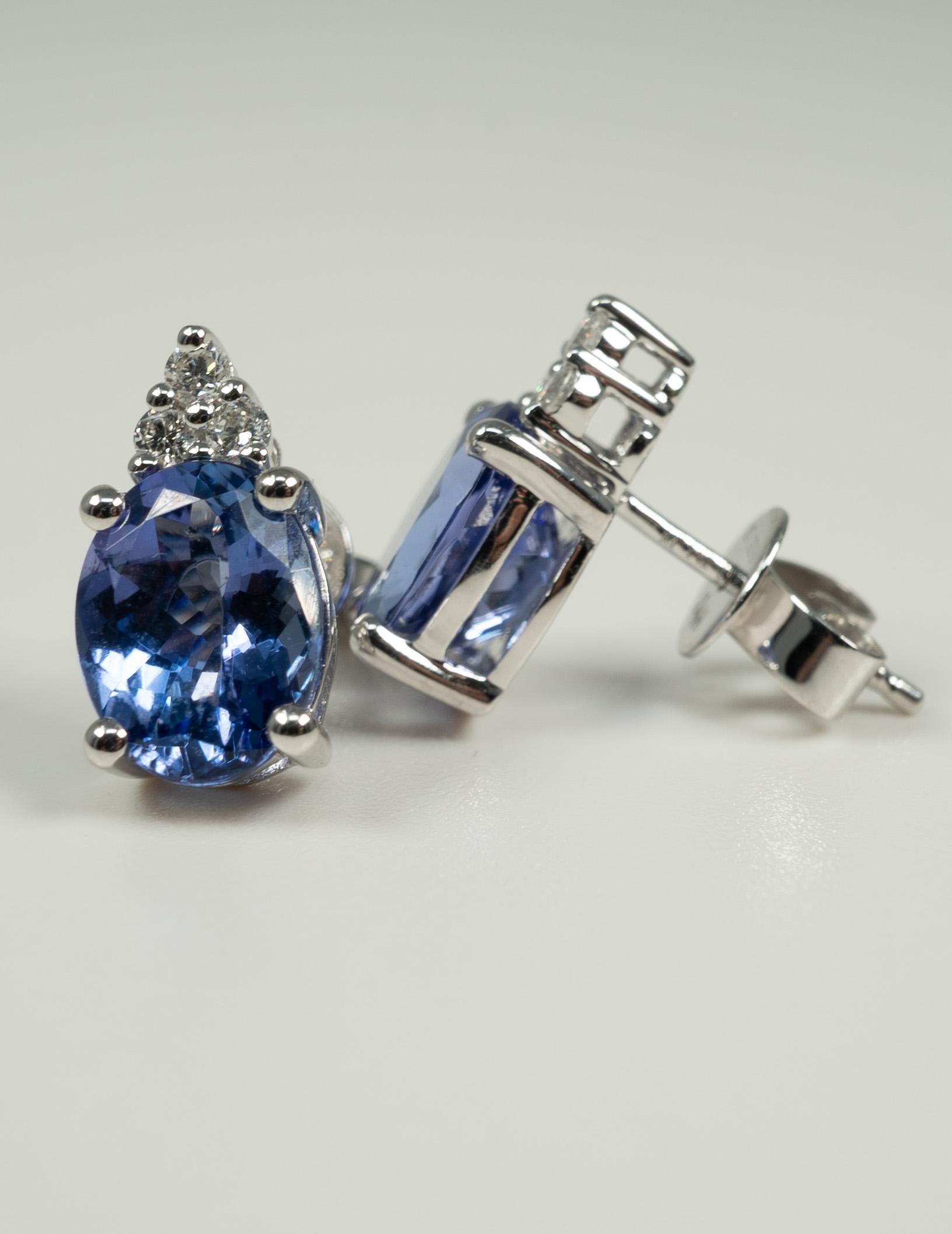 Tanzanite Diamond Earrings In Good Condition In Dallas, TX