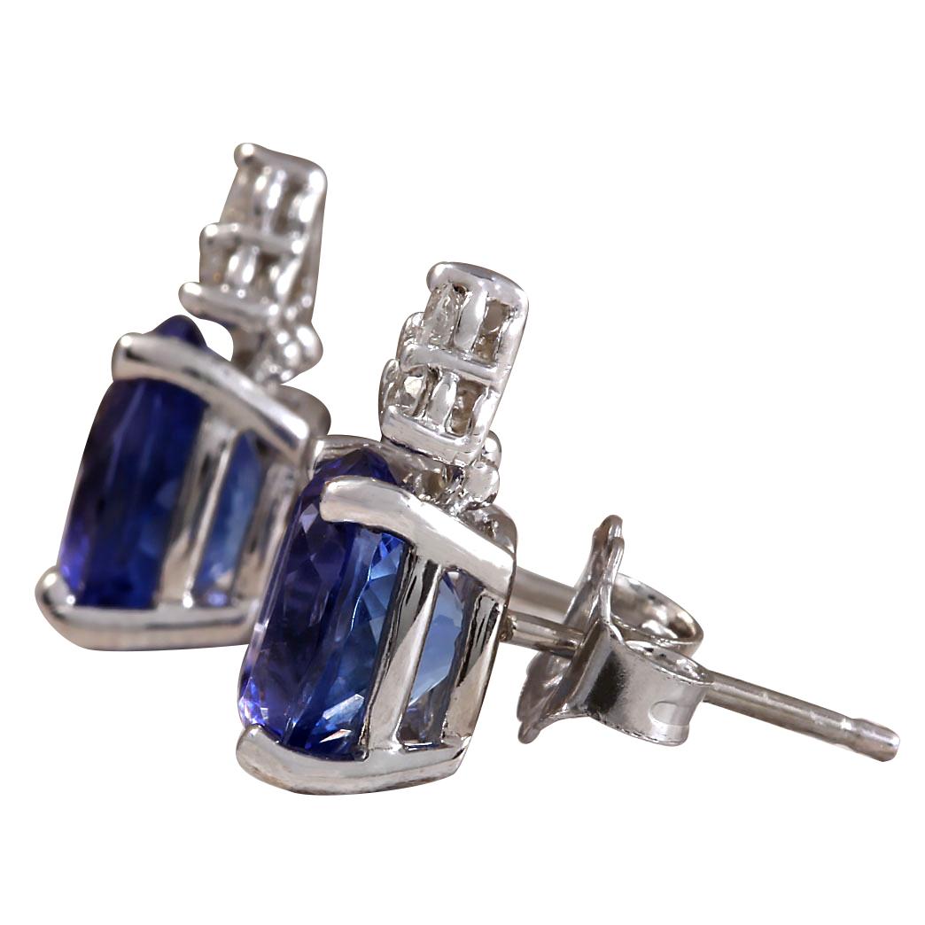 Tanzanite Diamond Earrings In 14 Karat White Gold In New Condition For Sale In Los Angeles, CA