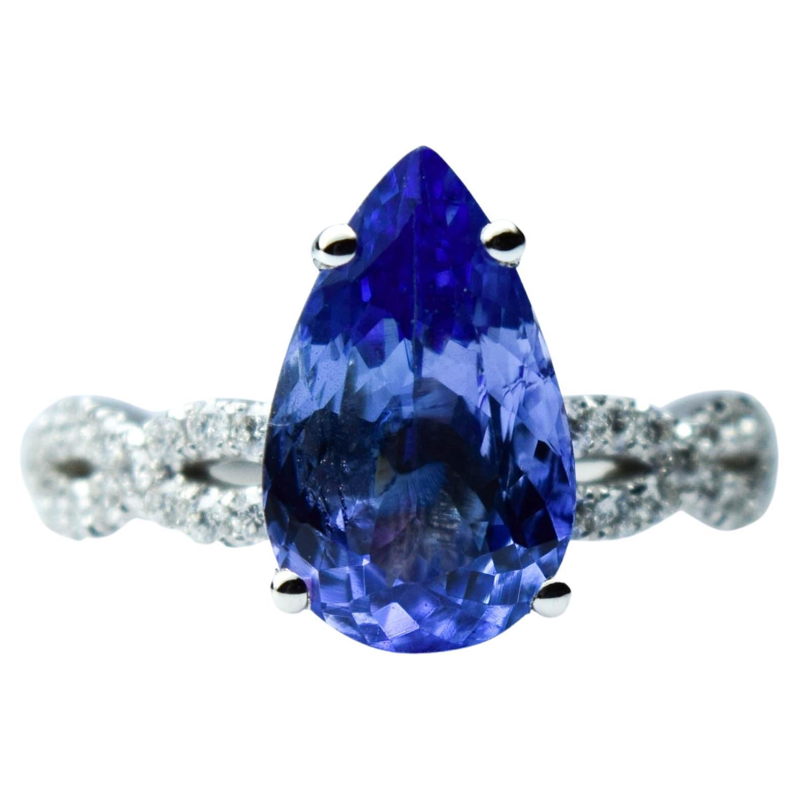 Bague de fiançailles en or 18 carats avec tanzanite et diamant en vente