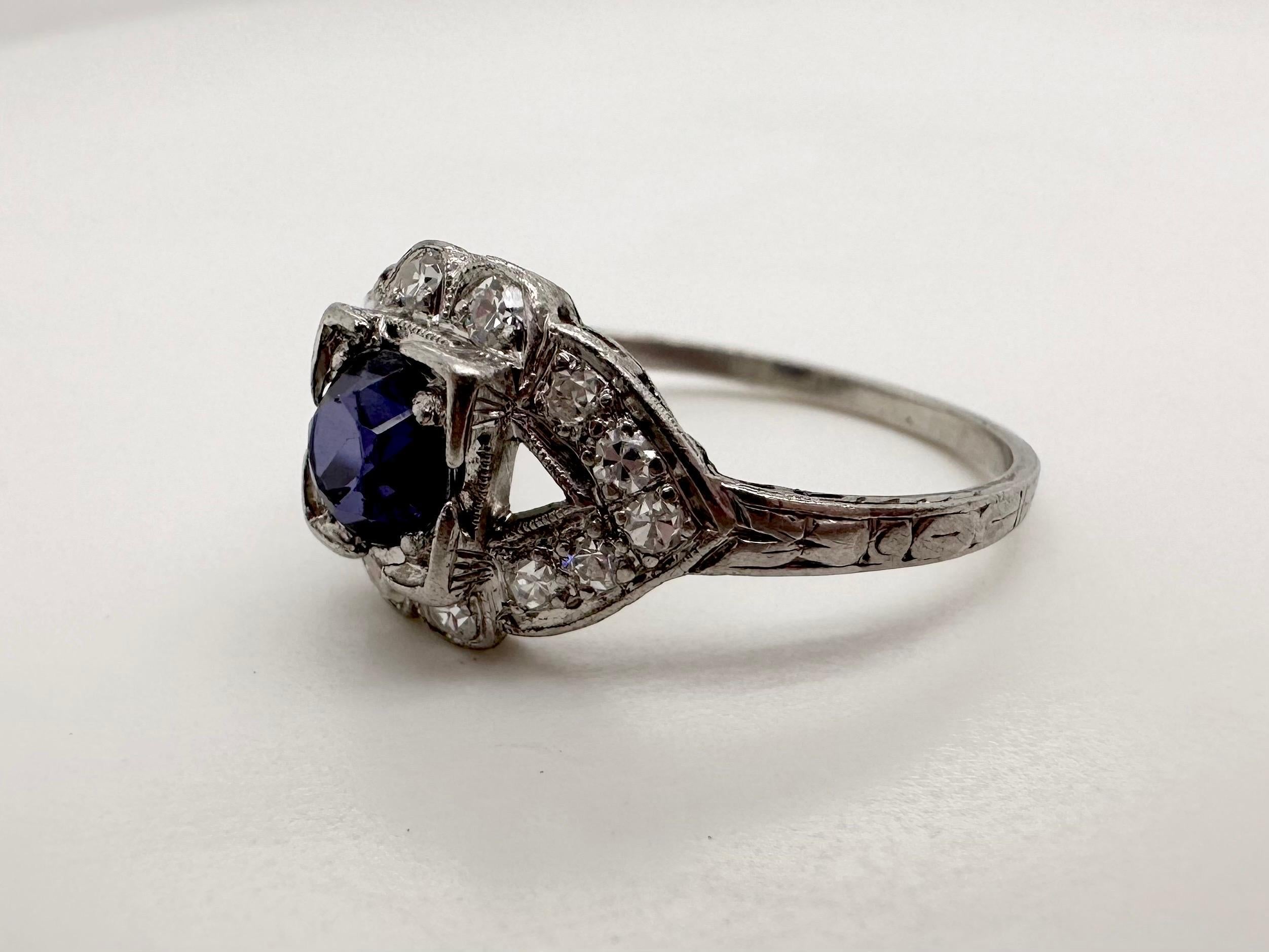 Round Cut Tanzanite & Diamond engagement ring in Platinum For Sale