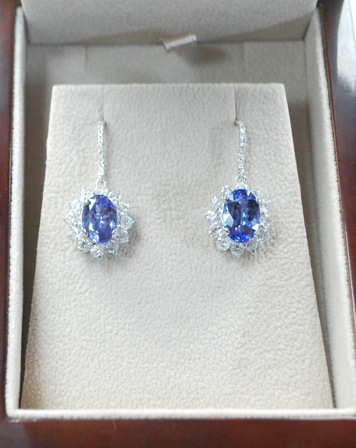 Tanzanite & Diamond luxurious earrings 18KT gold For Sale 1
