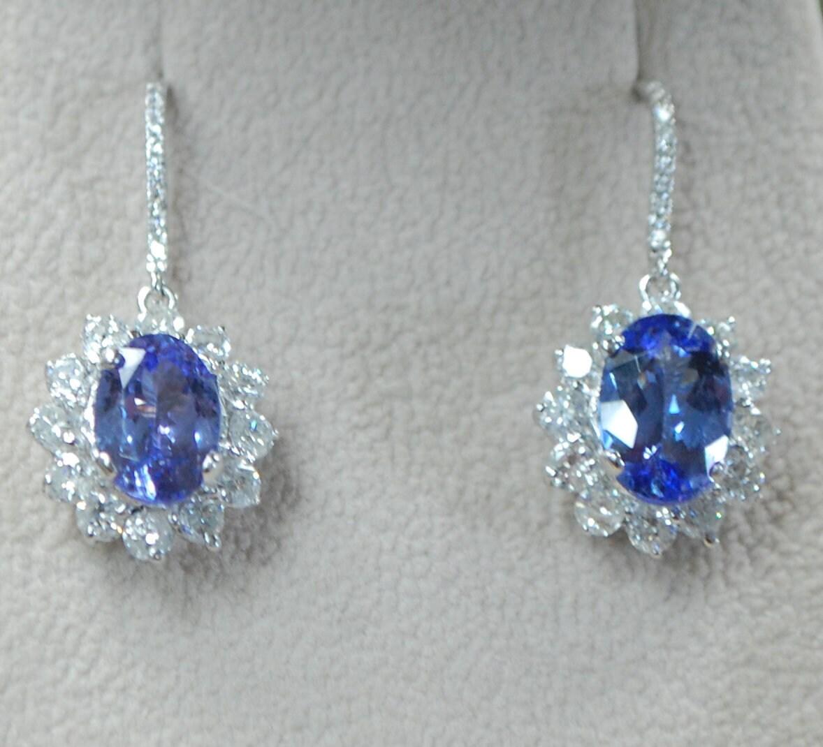 Tanzanite & Diamond luxurious earrings 18KT gold For Sale 2