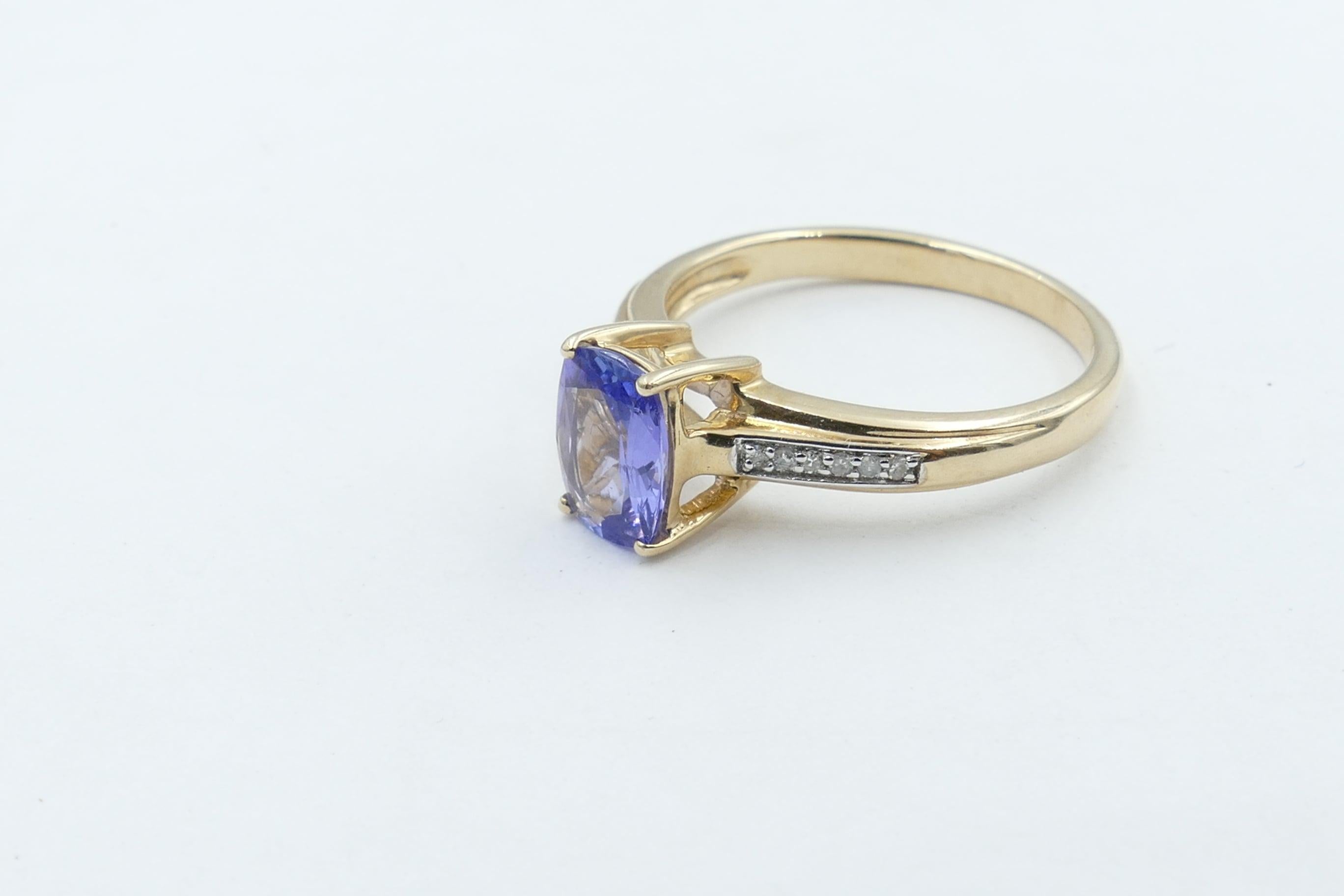 Cushion Cut Tanzanite and Diamond Modern or Dress Ring Set in Yellow and White Gold For Sale