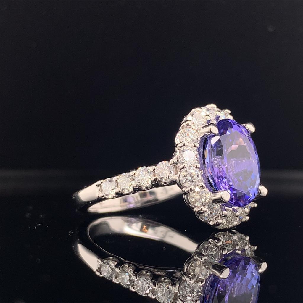 Tanzanite Diamond Ring 14k White Gold 5.30 TCW Certified In New Condition For Sale In Brooklyn, NY
