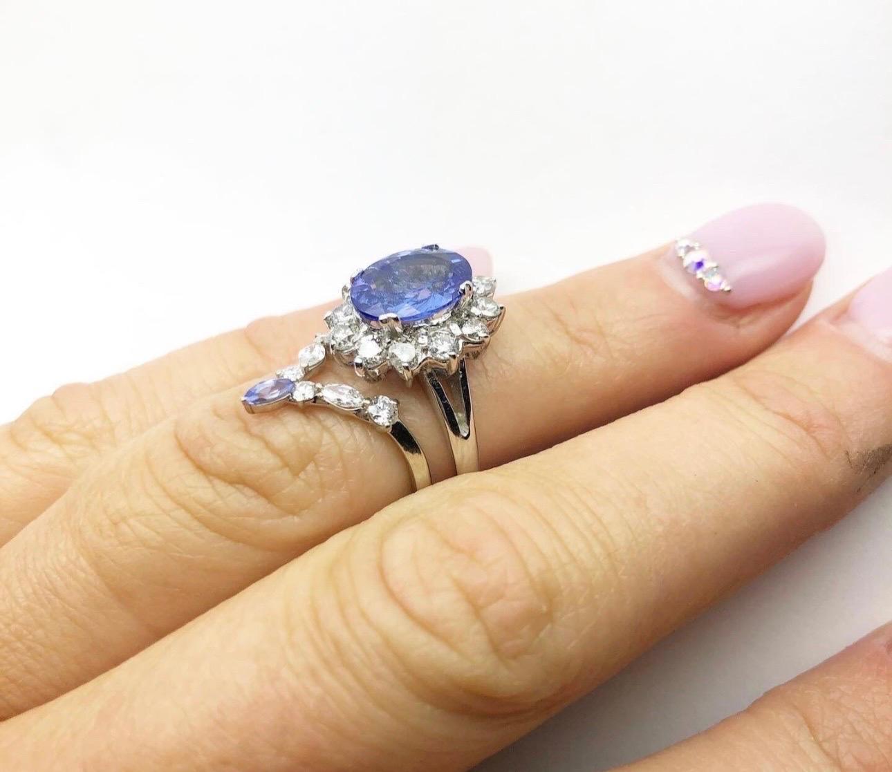 Women's or Men's Tanzanite Diamond ring 14KT gold V ring wedding band stacking ring size 6 For Sale