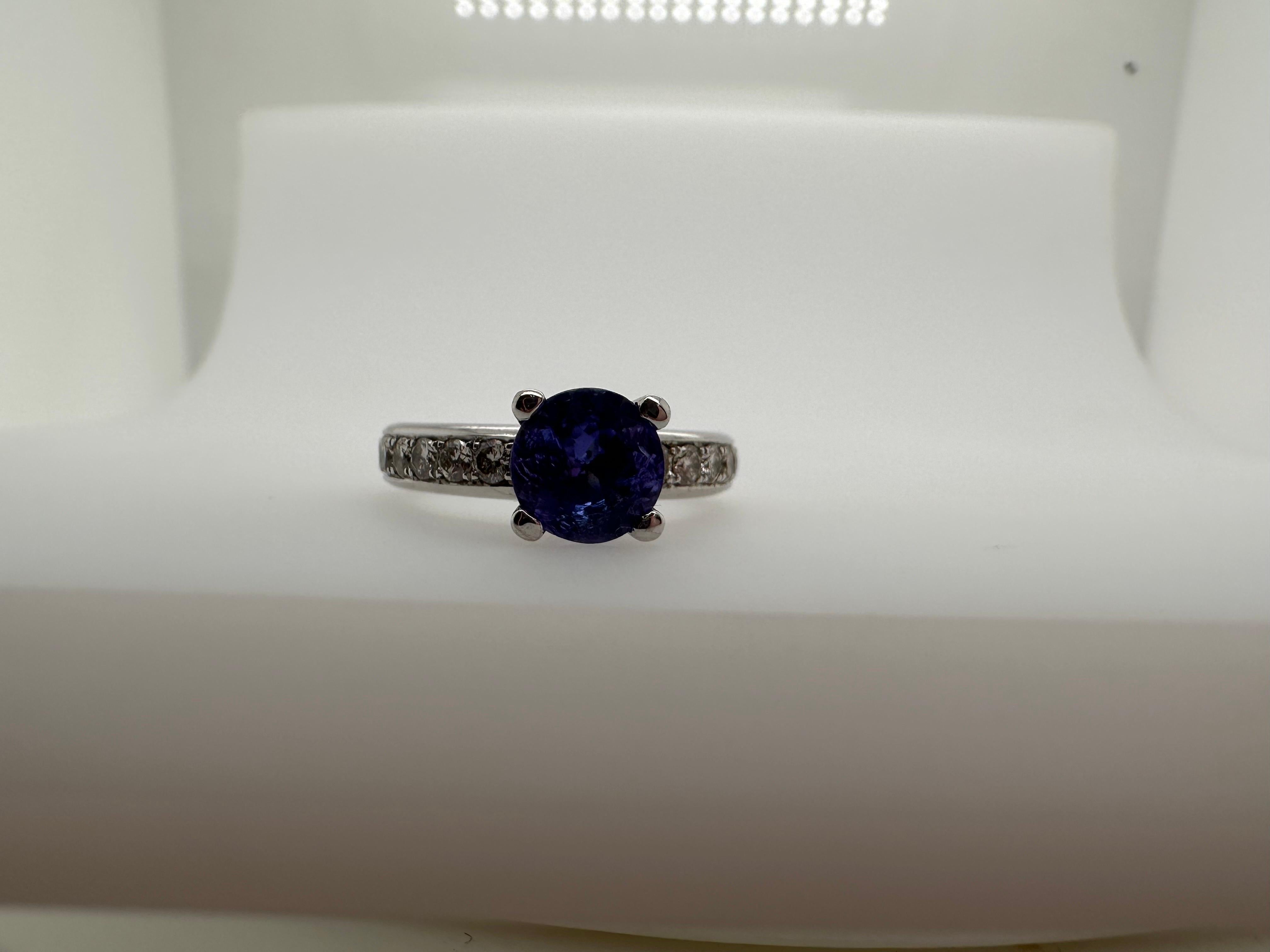 Tanzanite Diamond ring 14KT Stunning engagement ring  For Sale 3