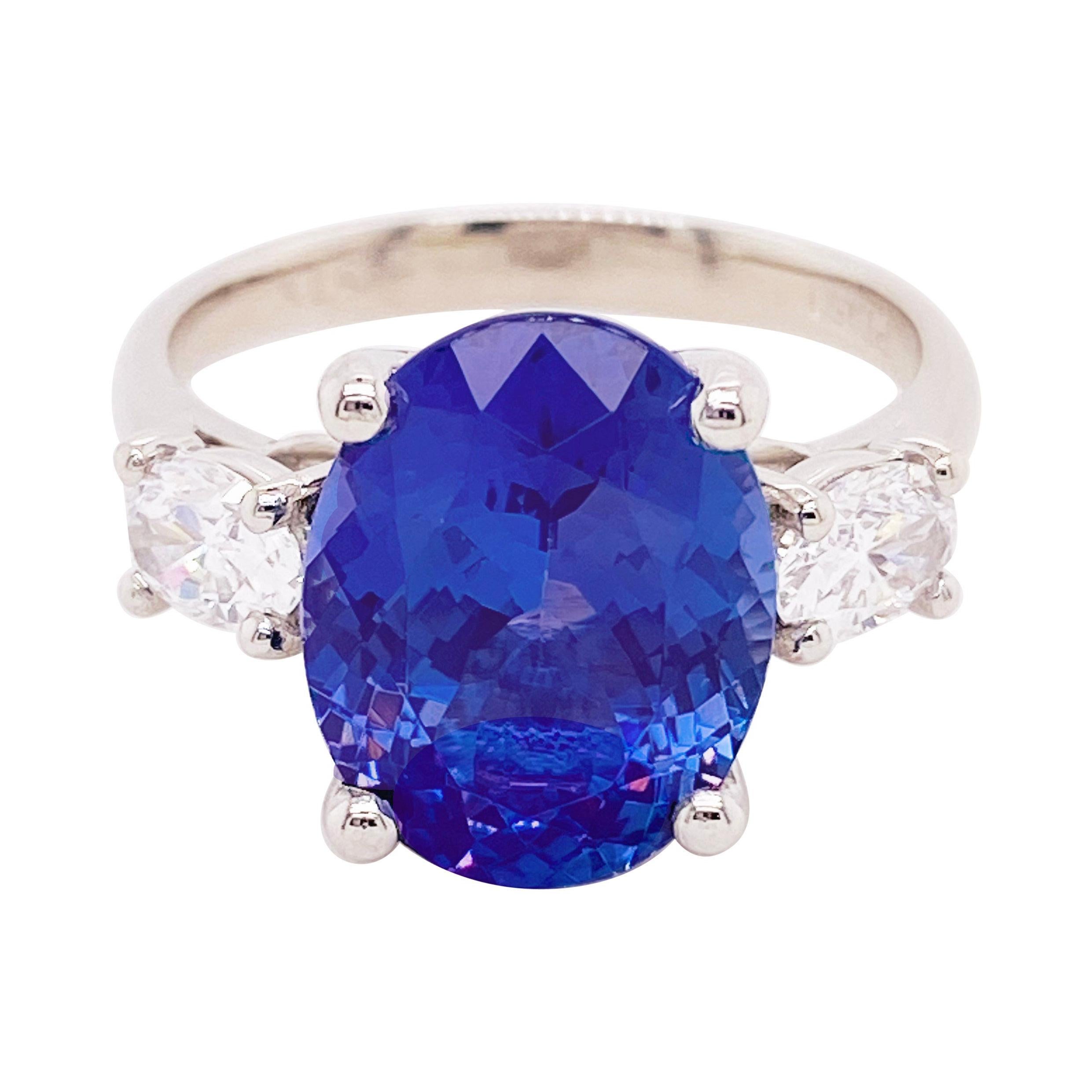 For Sale:  Tanzanite Diamond Ring, 4.77 Carat Tanz, 14 Karat Gold Three-Stone Ring