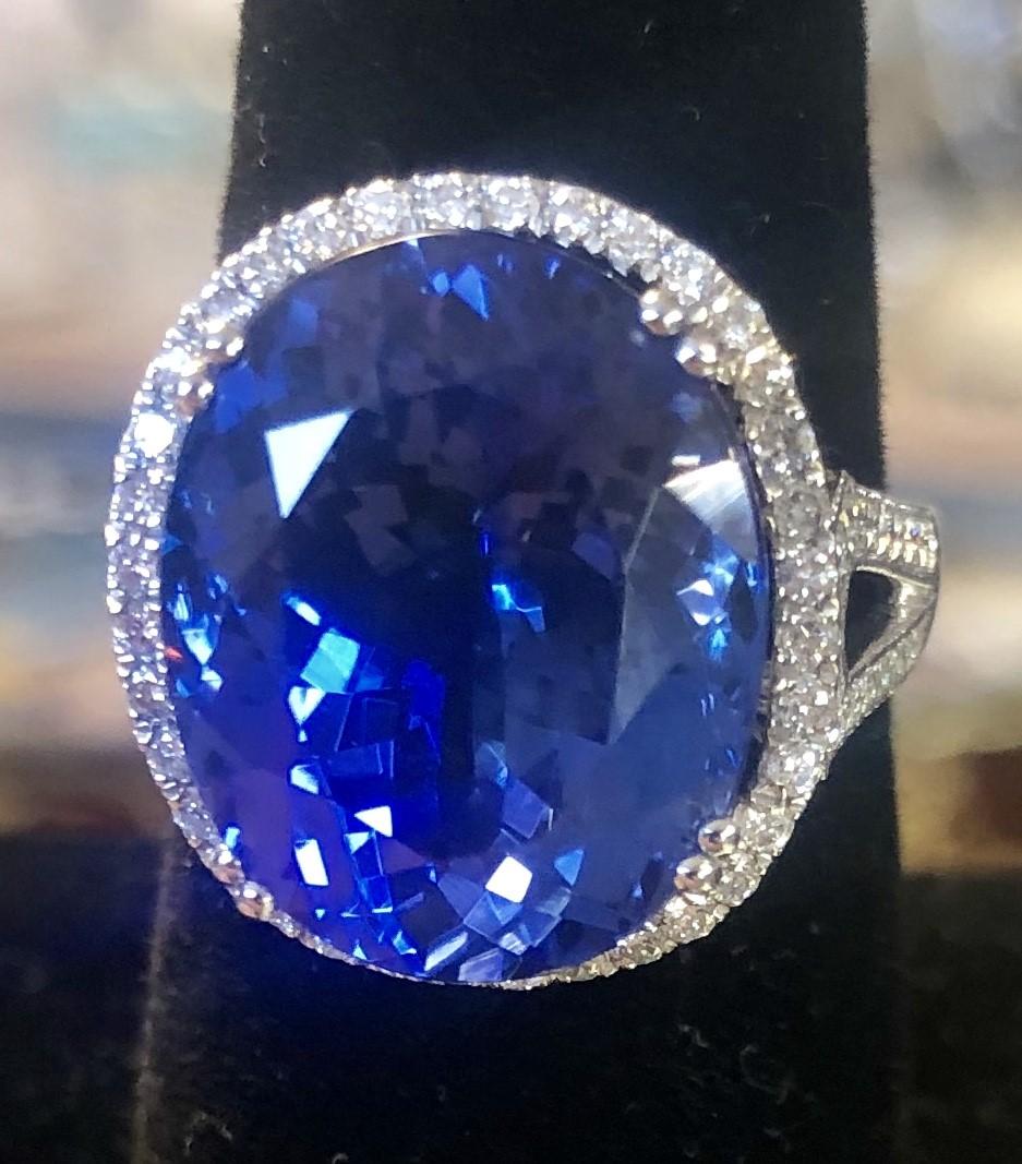 Tanzanite and Diamond Ring 3
