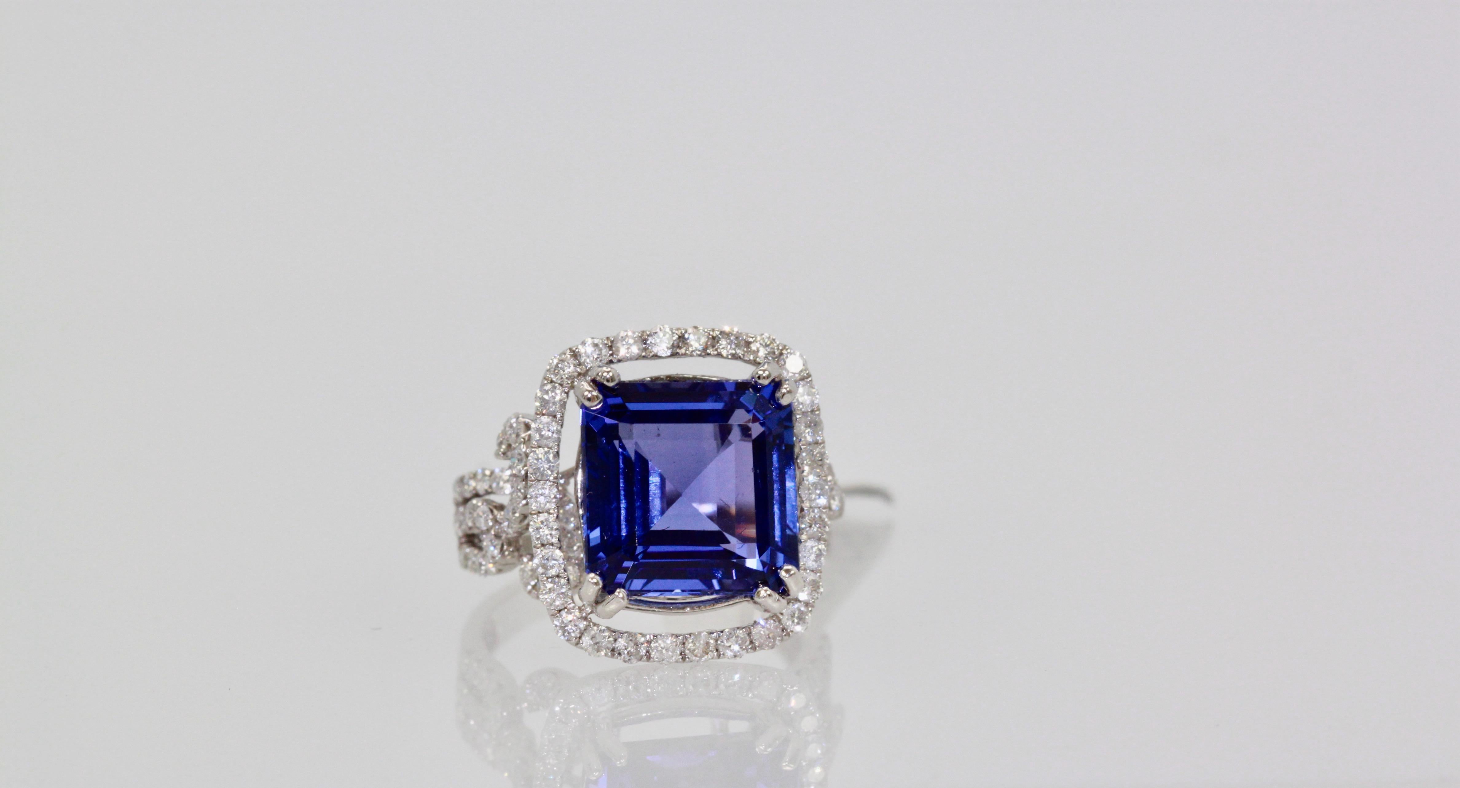 Tanzanite Diamond Ring 8.59 Carats 18K In New Condition In North Hollywood, CA