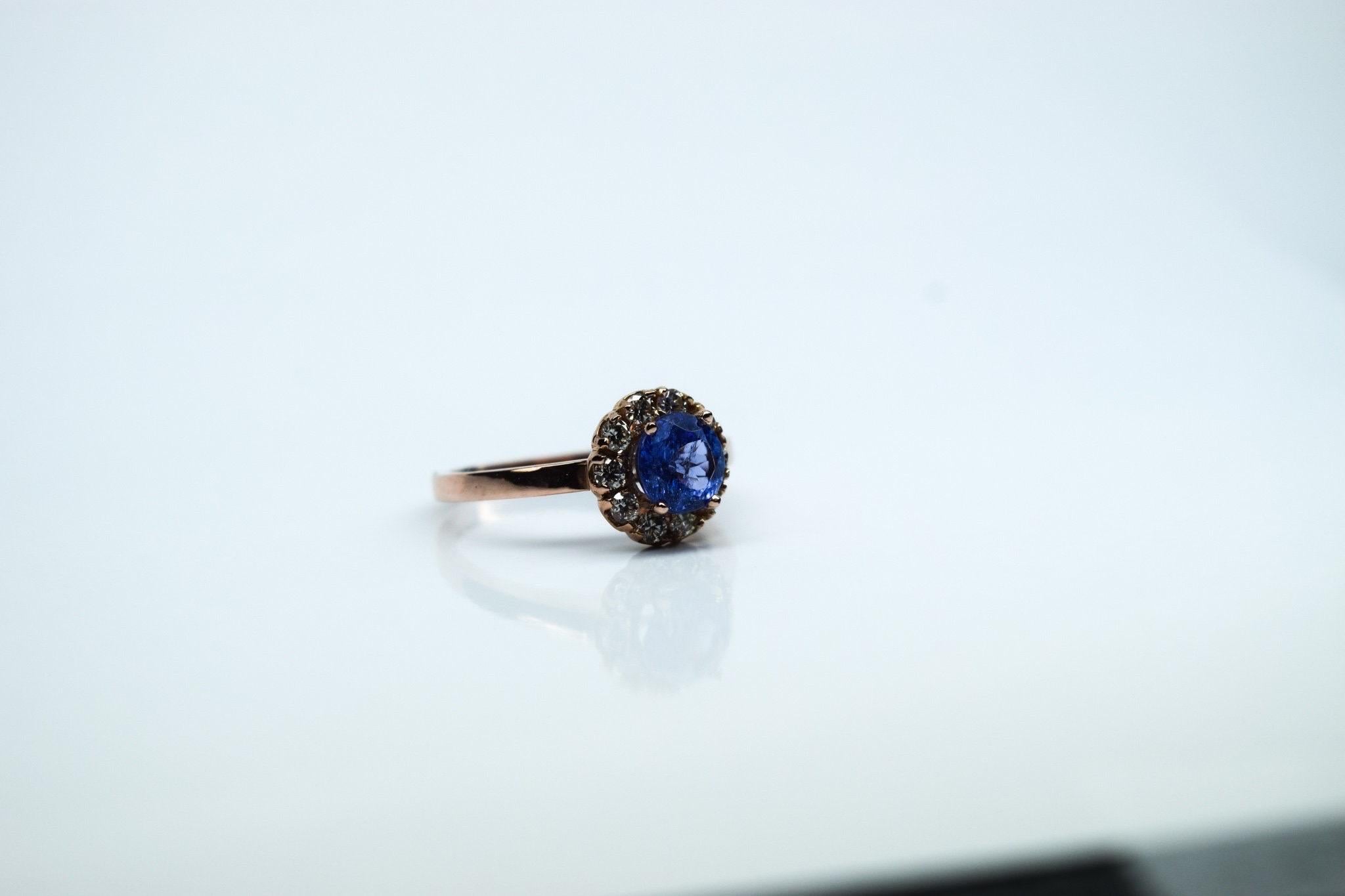 Tanzanita Anillo de diamantes Oro rosa 18KT Anillo de compromiso Anillo halo Corte brillante en venta
