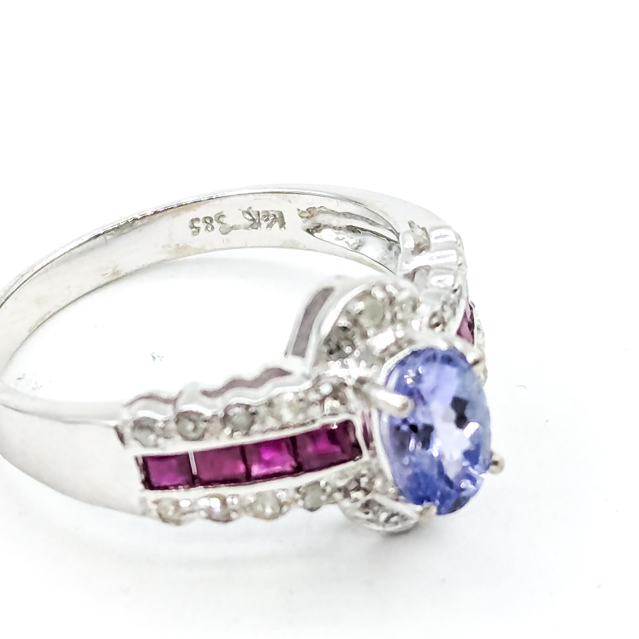 Tanzanite, Diamond & Ruby Ring in 14k white gold in vendita 4