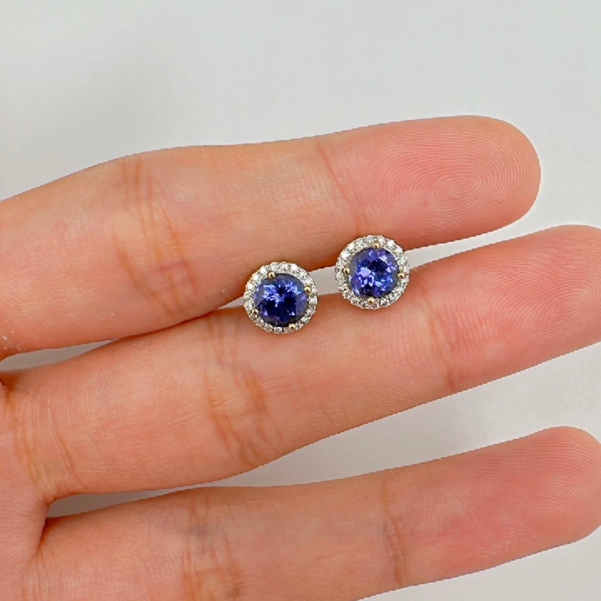 Women's or Men's 6mm, Tanzanite Diamond set in 14K Yellow Gold Earrings For Sale