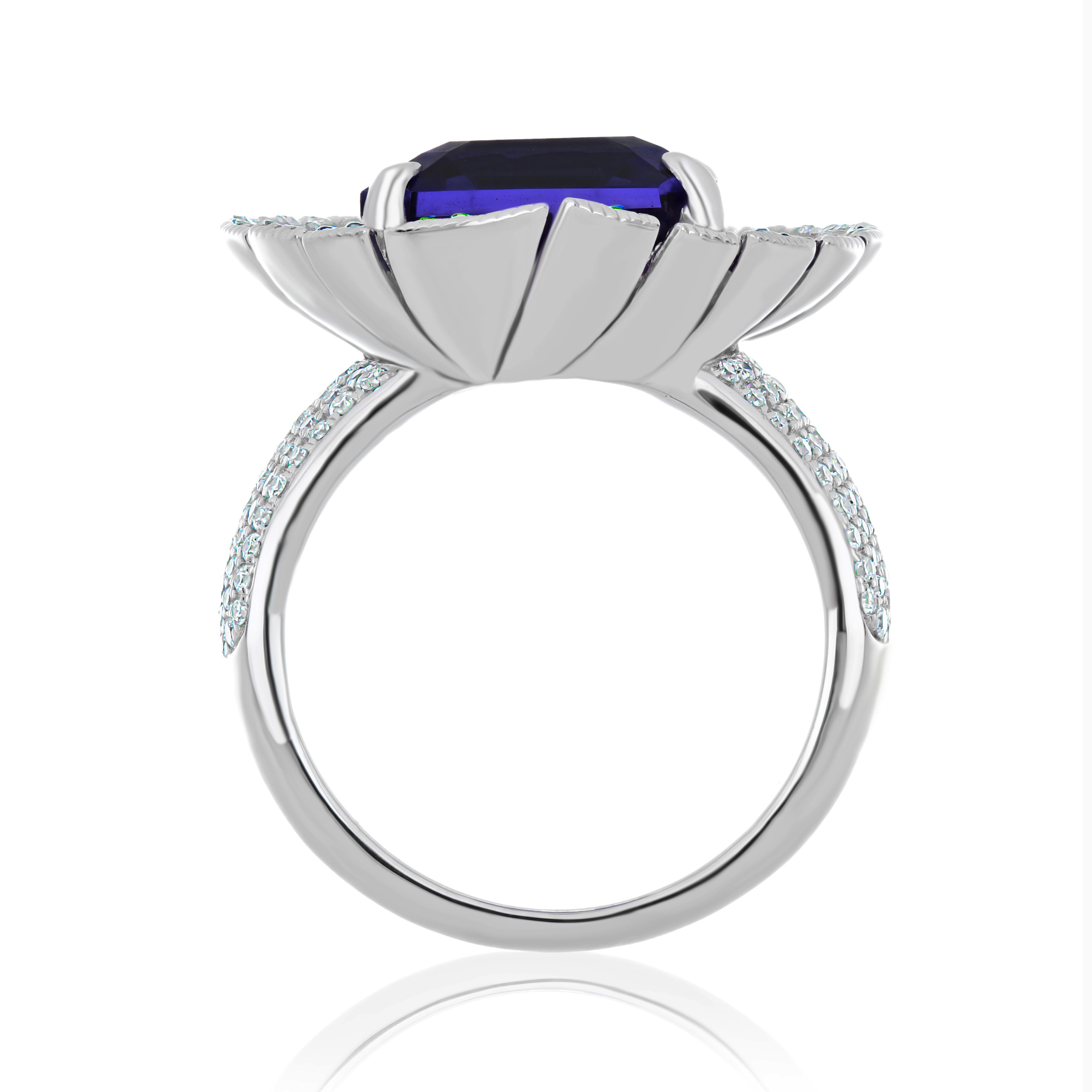 Tanzanite & Diamond Studded Ring in 18Karat White Gold Hand-craft Beautiful Ring For Sale 1