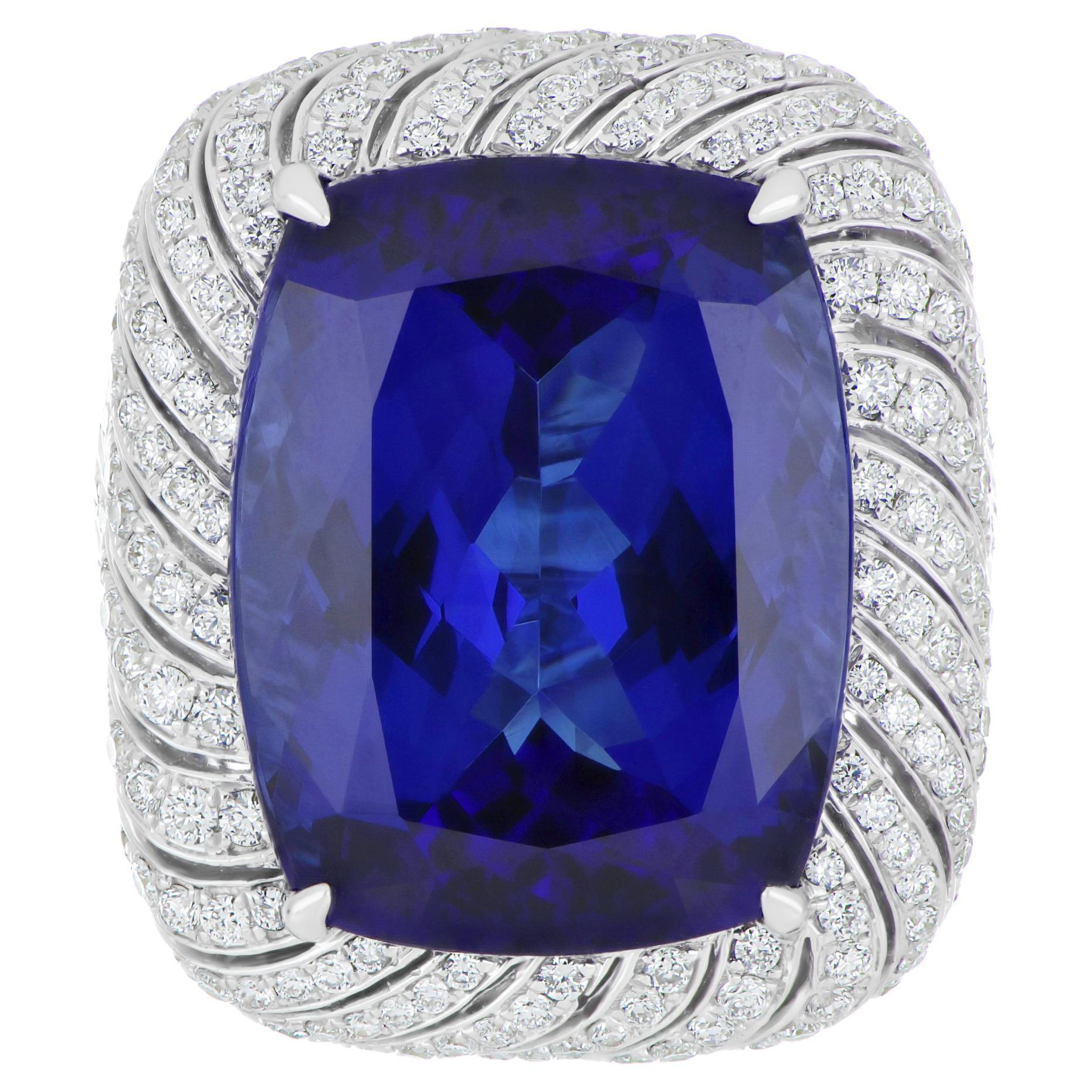 Tanzanite & Diamond Studded Ring in 18Karat White Gold Hand-craft Beautiful Ring