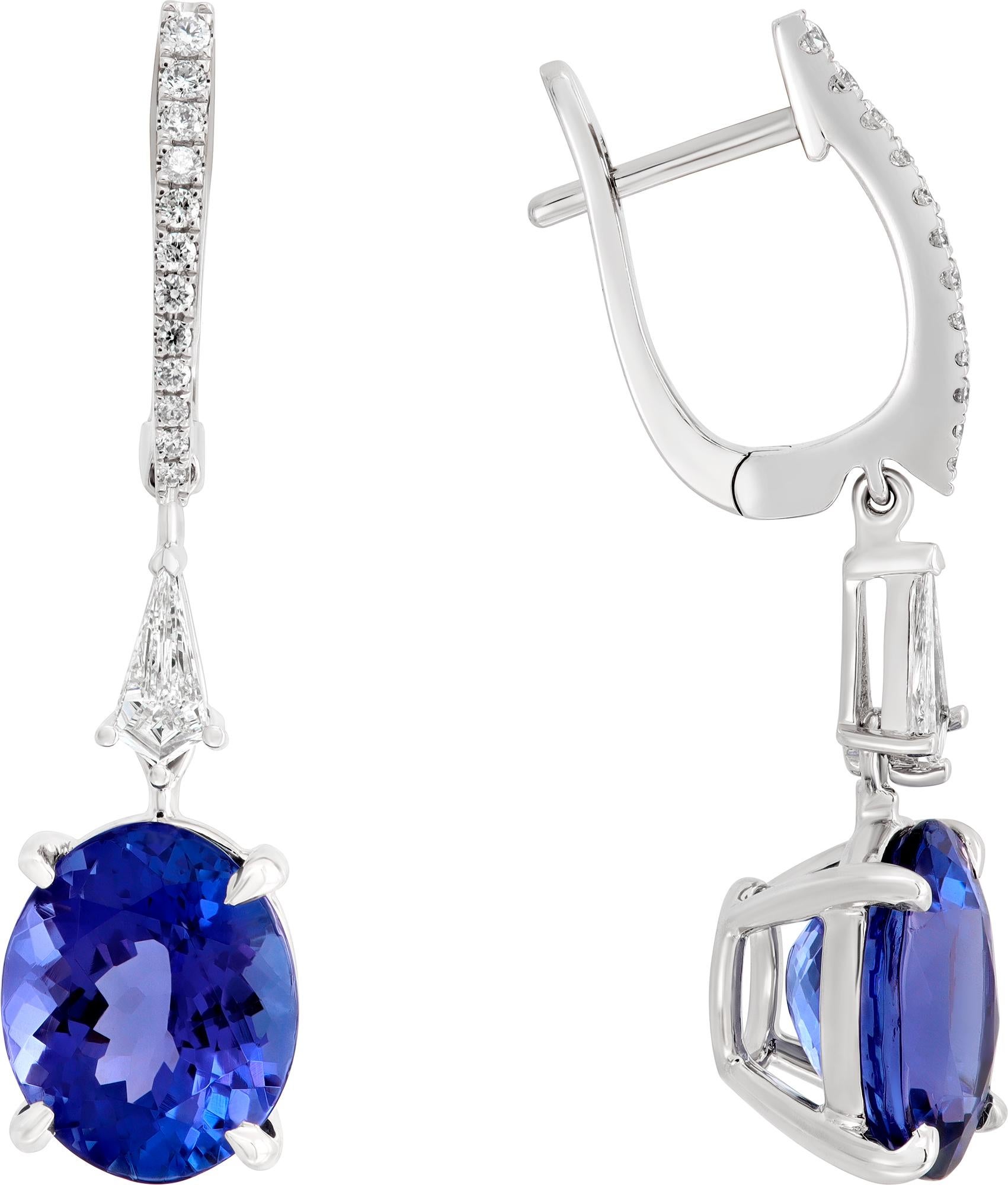 da uomo o donna Orecchini in oro bianco con tanzanite e diamanti in vendita