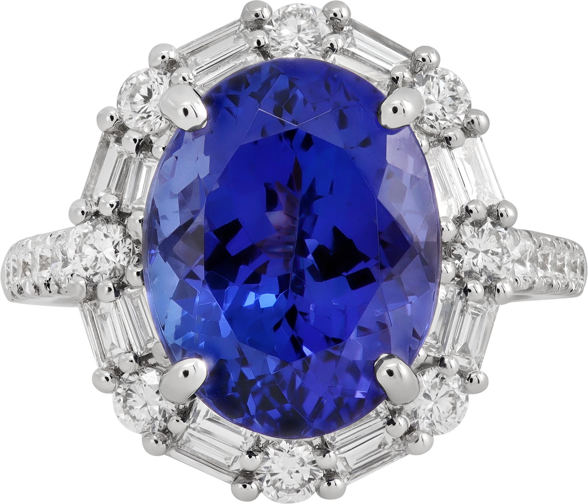 Anello con tanzanite e diamanti in oro bianco In condizioni ottime in vendita a Surfside, FL