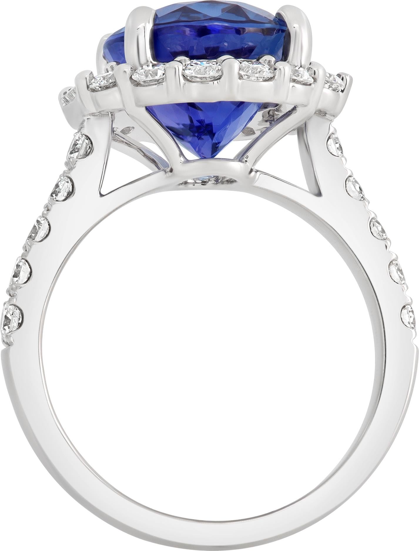 Tanzanite & Diamond White Gold Ring For Sale 1